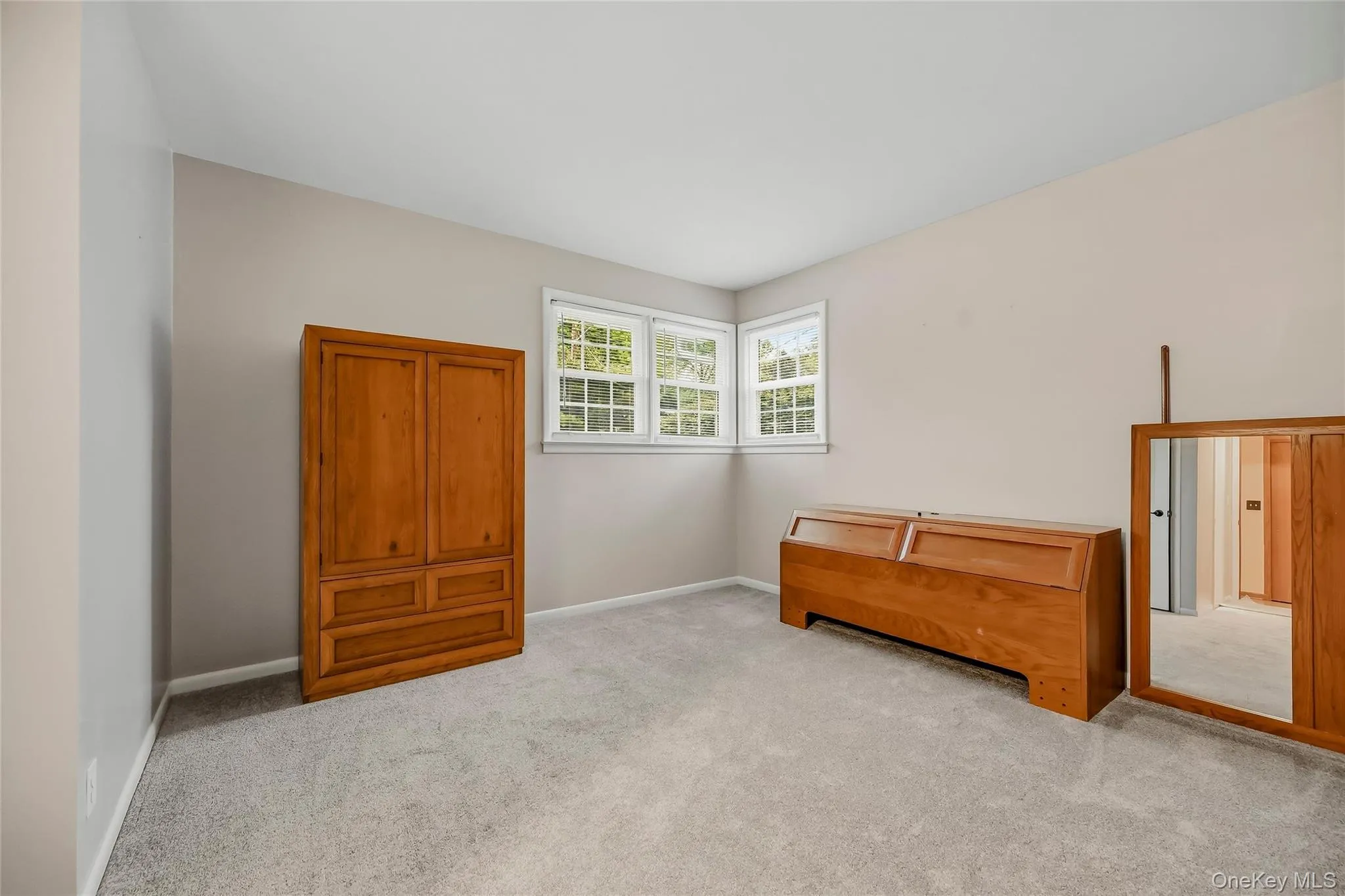 4 Pheasant Drive, Clarkstown, NY, 3 Bedrooms Bedrooms, 11 Rooms Rooms,2 BathroomsBathrooms,Residential,For Rent,Pheasant,0,1049993 4 Pheasant Drive, Clarkstown, NY, 3 Bedrooms Bedrooms, 11 Rooms Rooms,2 BathroomsBathrooms,Residential,For Rent,Pheasant,0,1049993