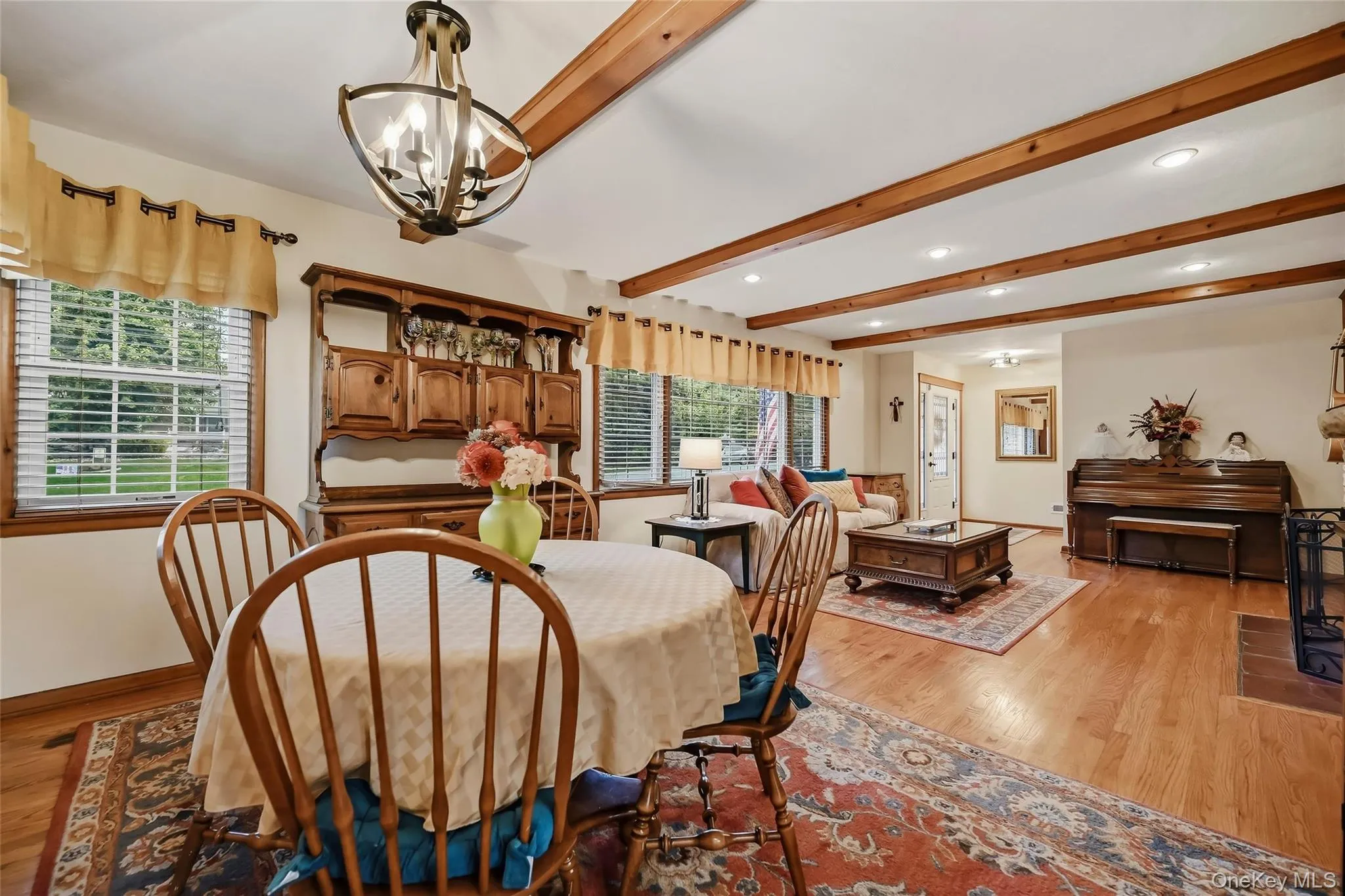 4 Pheasant Drive, Clarkstown, NY, 3 Bedrooms Bedrooms, 11 Rooms Rooms,2 BathroomsBathrooms,Residential,For Rent,Pheasant,0,1049993 4 Pheasant Drive, Clarkstown, NY, 3 Bedrooms Bedrooms, 11 Rooms Rooms,2 BathroomsBathrooms,Residential,For Rent,Pheasant,0,1049993