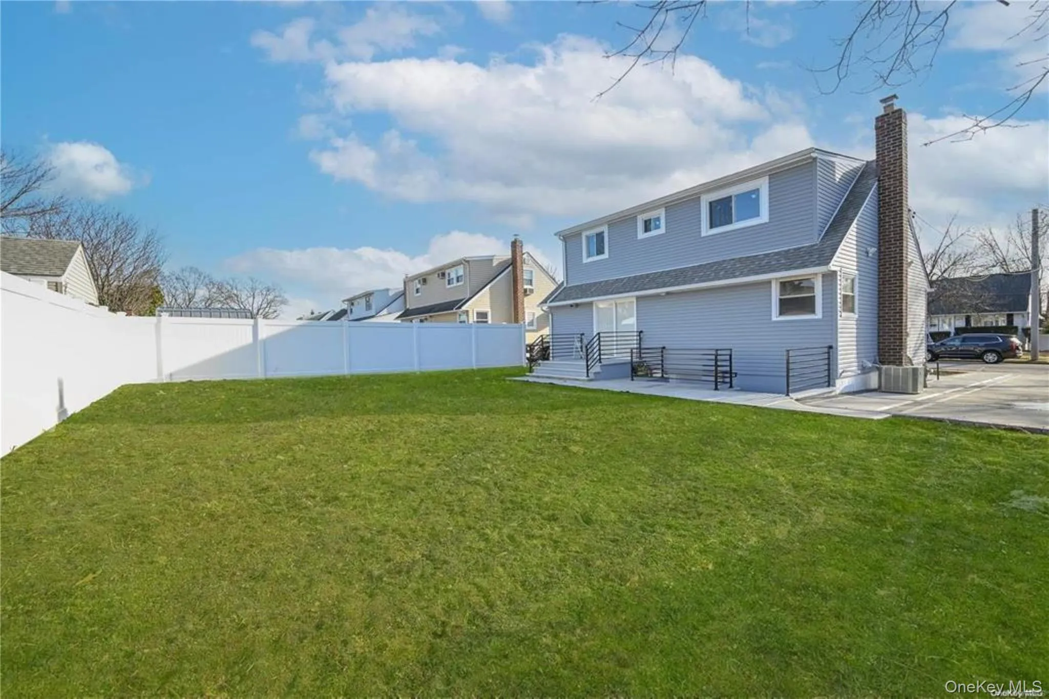 253 Meyer Avenue, Hempstead, NY, 4 Bedrooms Bedrooms, 11 Rooms Rooms,3 BathroomsBathrooms,Residential,For Rent,Meyer,0,1050003 253 Meyer Avenue, Hempstead, NY, 4 Bedrooms Bedrooms, 11 Rooms Rooms,3 BathroomsBathrooms,Residential,For Rent,Meyer,0,1050003