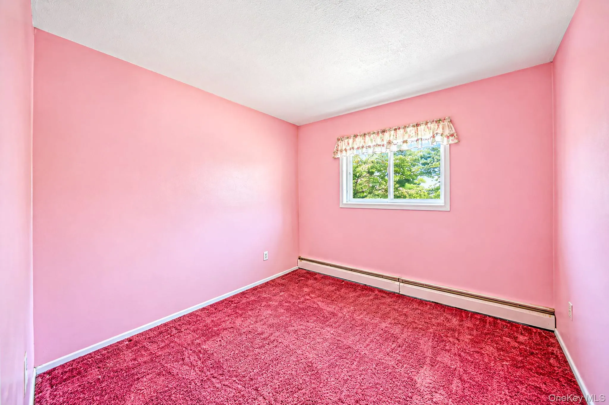 575 Freeman Avenue, Islip, NY, 4 Bedrooms Bedrooms, 8 Rooms Rooms,1 BathroomBathrooms,Residential,For Rent,Freeman,0,1050007 575 Freeman Avenue, Islip, NY, 4 Bedrooms Bedrooms, 8 Rooms Rooms,1 BathroomBathrooms,Residential,For Rent,Freeman,0,1050007