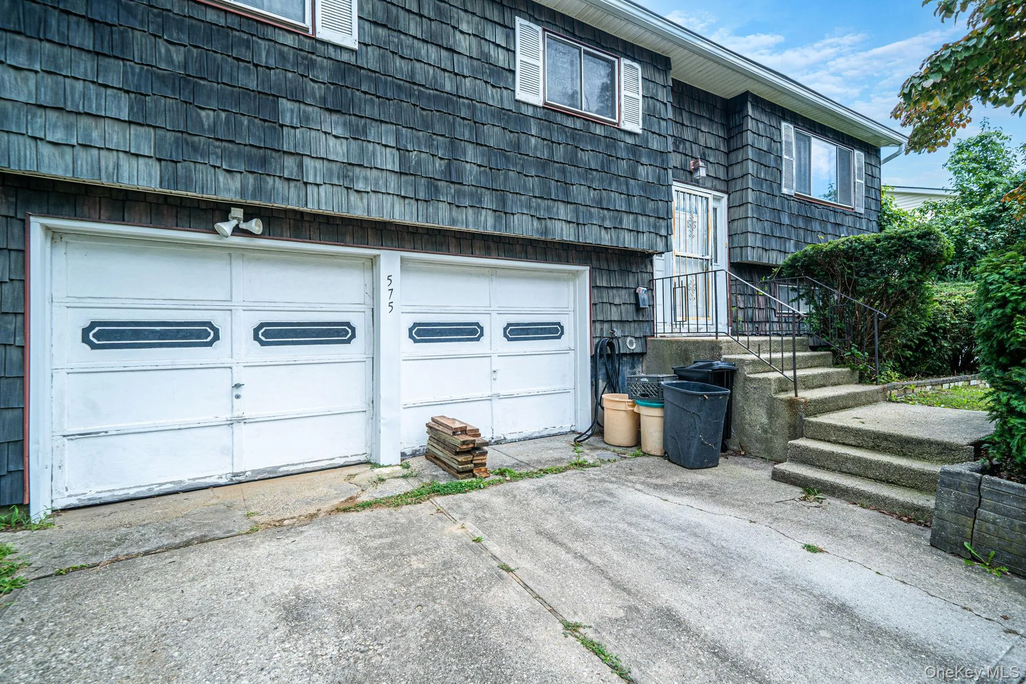 575 Freeman Avenue, Islip, NY, 4 Bedrooms Bedrooms, 8 Rooms Rooms,1 BathroomBathrooms,Residential,For Rent,Freeman,0,1050007 575 Freeman Avenue, Islip, NY, 4 Bedrooms Bedrooms, 8 Rooms Rooms,1 BathroomBathrooms,Residential,For Rent,Freeman,0,1050007