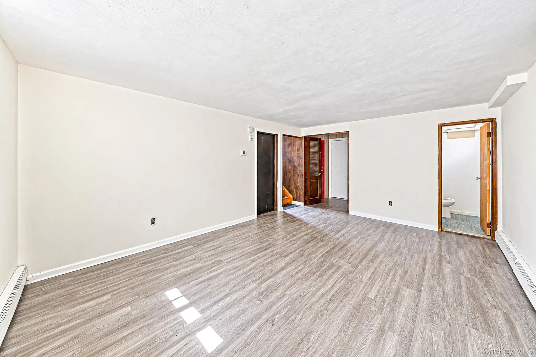 575 Freeman Avenue, Islip, NY, 4 Bedrooms Bedrooms, 8 Rooms Rooms,1 BathroomBathrooms,Residential,For Rent,Freeman,0,1050007 575 Freeman Avenue, Islip, NY, 4 Bedrooms Bedrooms, 8 Rooms Rooms,1 BathroomBathrooms,Residential,For Rent,Freeman,0,1050007