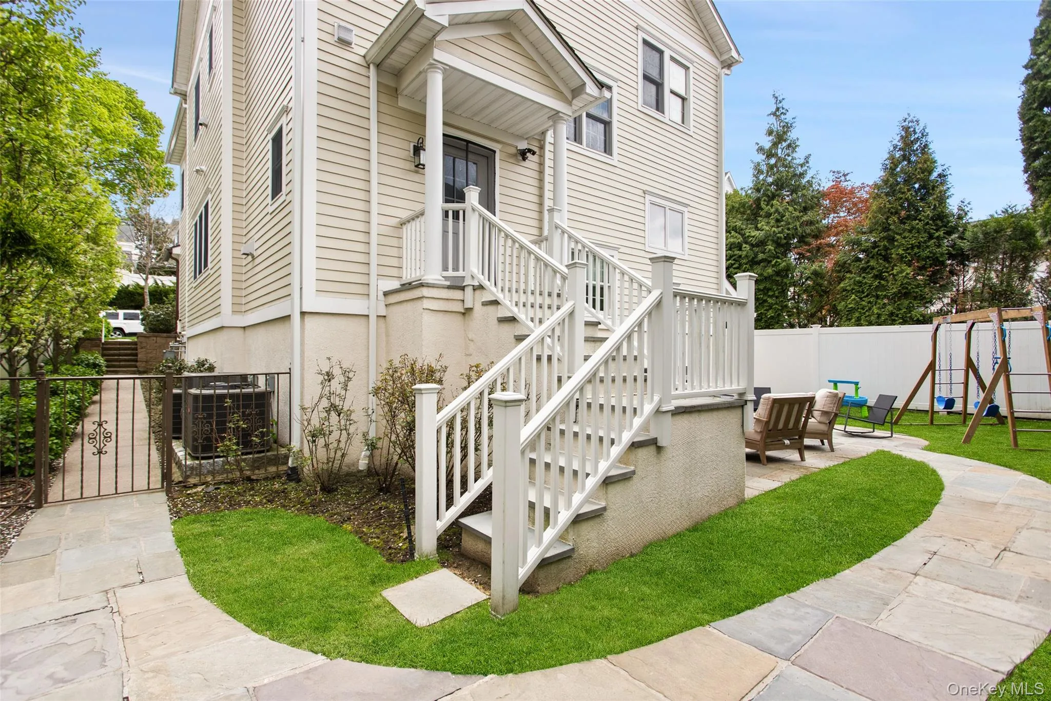 51 Wallace Street, Eastchester, NY, 3 Bedrooms Bedrooms, 6 Rooms Rooms,2 BathroomsBathrooms,Residential Lease,For Rent,Wallace,0,1050009 51 Wallace Street, Eastchester, NY, 3 Bedrooms Bedrooms, 6 Rooms Rooms,2 BathroomsBathrooms,Residential Lease,For Rent,Wallace,0,1050009