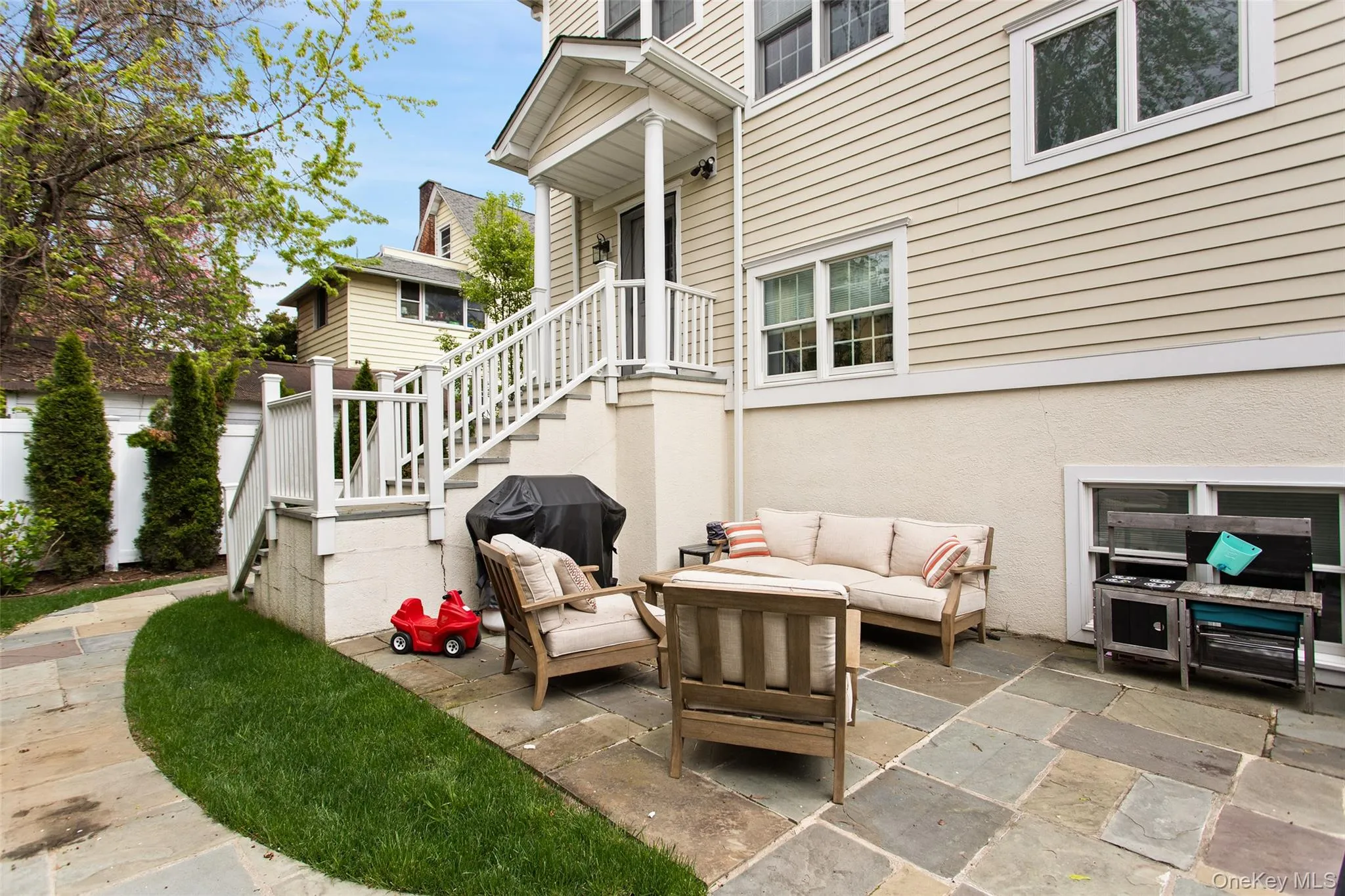 51 Wallace Street, Eastchester, NY, 3 Bedrooms Bedrooms, 6 Rooms Rooms,2 BathroomsBathrooms,Residential Lease,For Rent,Wallace,0,1050009 51 Wallace Street, Eastchester, NY, 3 Bedrooms Bedrooms, 6 Rooms Rooms,2 BathroomsBathrooms,Residential Lease,For Rent,Wallace,0,1050009