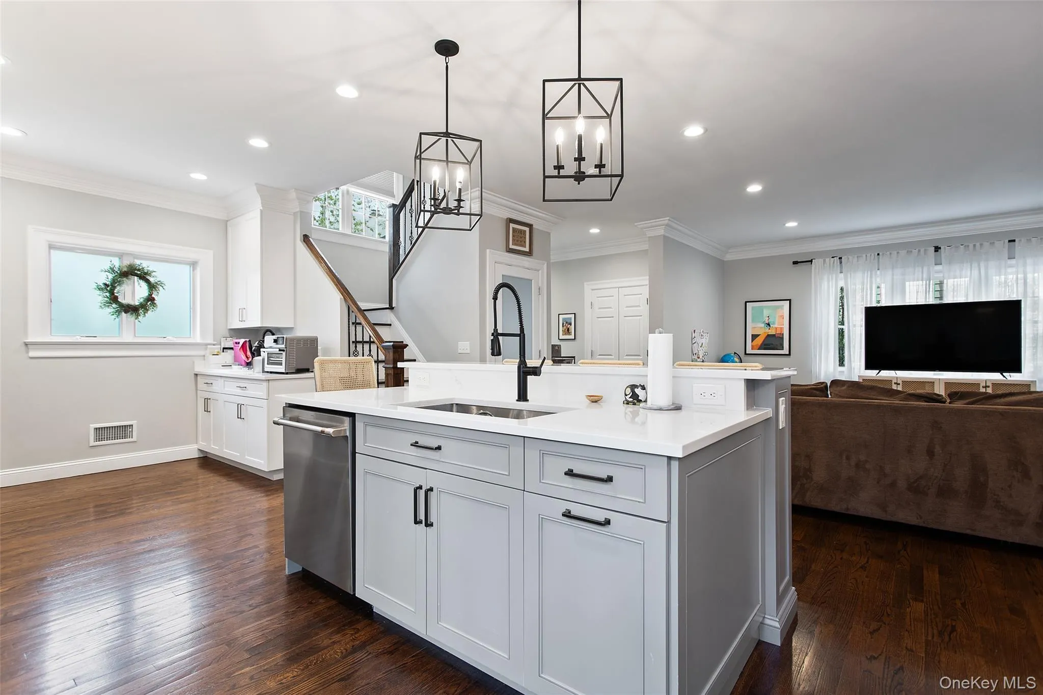 51 Wallace Street, Eastchester, NY, 3 Bedrooms Bedrooms, 6 Rooms Rooms,2 BathroomsBathrooms,Residential Lease,For Rent,Wallace,0,1050009 51 Wallace Street, Eastchester, NY, 3 Bedrooms Bedrooms, 6 Rooms Rooms,2 BathroomsBathrooms,Residential Lease,For Rent,Wallace,0,1050009
