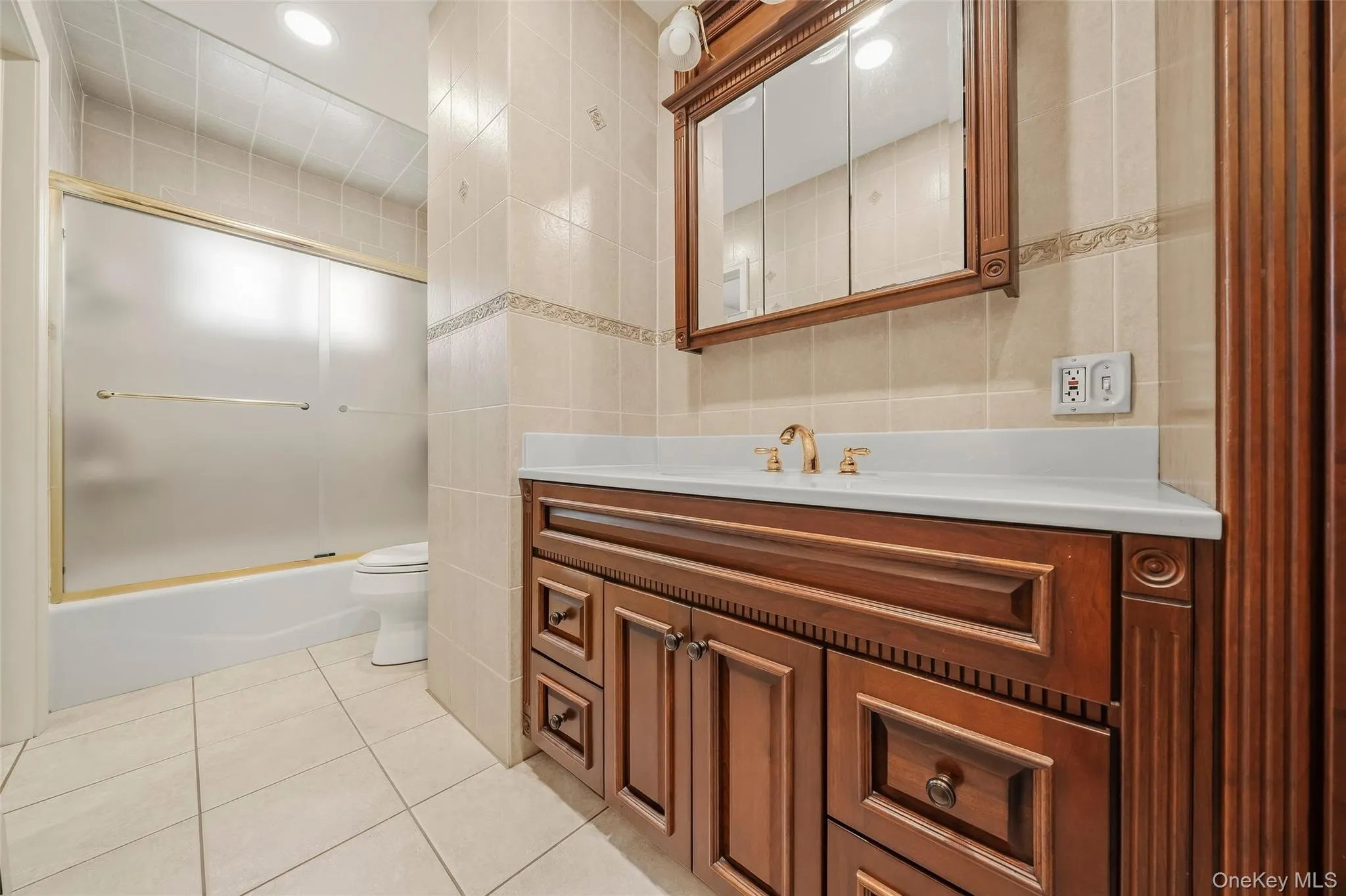6 Liberty Court, Blooming Grove, NY, 4 Bedrooms Bedrooms, 8 Rooms Rooms,2 BathroomsBathrooms,Residential,For Rent,Liberty,0,1050025 6 Liberty Court, Blooming Grove, NY, 4 Bedrooms Bedrooms, 8 Rooms Rooms,2 BathroomsBathrooms,Residential,For Rent,Liberty,0,1050025