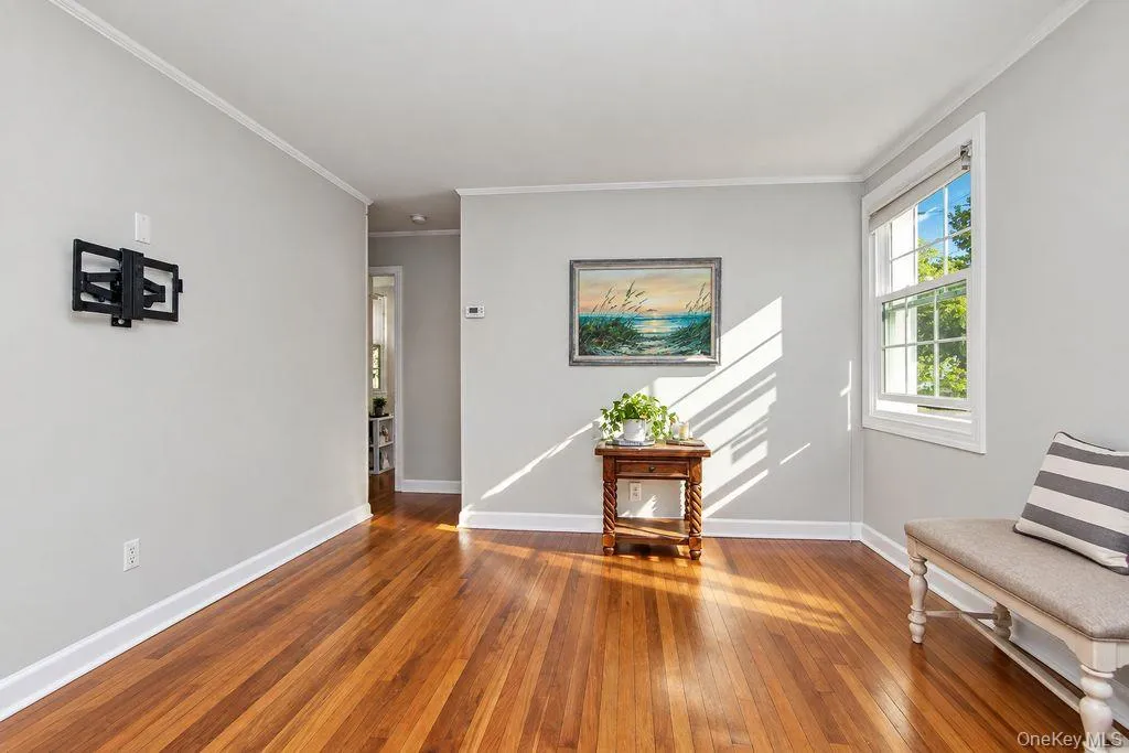 8 Curry Road, Greenburgh, NY, 3 Bedrooms Bedrooms, 6 Rooms Rooms,2 BathroomsBathrooms,Residential,For Rent,Curry,0,1050026 8 Curry Road, Greenburgh, NY, 3 Bedrooms Bedrooms, 6 Rooms Rooms,2 BathroomsBathrooms,Residential,For Rent,Curry,0,1050026