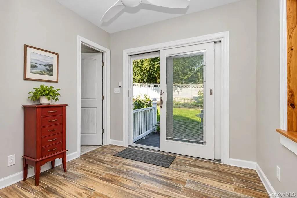 8 Curry Road, Greenburgh, NY, 3 Bedrooms Bedrooms, 6 Rooms Rooms,2 BathroomsBathrooms,Residential,For Rent,Curry,0,1050026 8 Curry Road, Greenburgh, NY, 3 Bedrooms Bedrooms, 6 Rooms Rooms,2 BathroomsBathrooms,Residential,For Rent,Curry,0,1050026