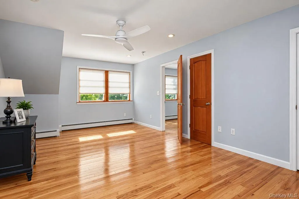 8 Curry Road, Greenburgh, NY, 3 Bedrooms Bedrooms, 6 Rooms Rooms,2 BathroomsBathrooms,Residential,For Rent,Curry,0,1050026 8 Curry Road, Greenburgh, NY, 3 Bedrooms Bedrooms, 6 Rooms Rooms,2 BathroomsBathrooms,Residential,For Rent,Curry,0,1050026