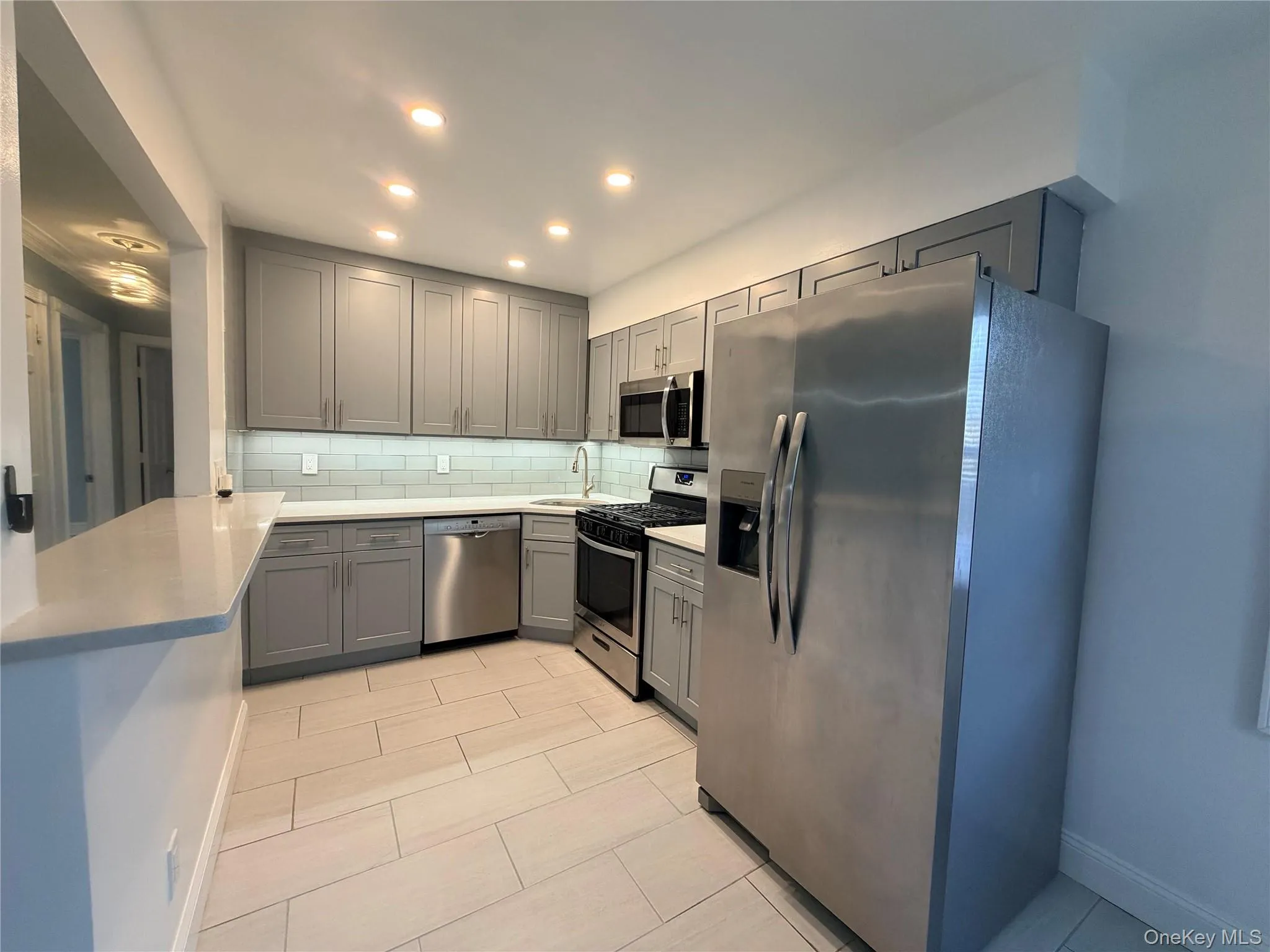94 Lucille Avenue, Hempstead, NY, 2 Bedrooms Bedrooms, 4 Rooms Rooms,1 BathroomBathrooms,Residential Lease,For Rent,Lucille,0,1050029 94 Lucille Avenue, Hempstead, NY, 2 Bedrooms Bedrooms, 4 Rooms Rooms,1 BathroomBathrooms,Residential Lease,For Rent,Lucille,0,1050029
