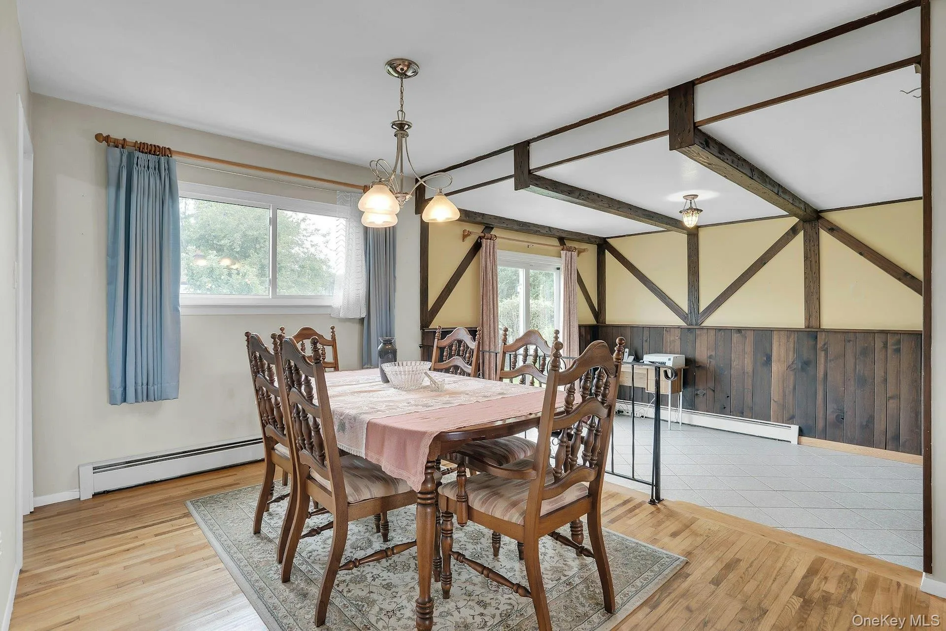 206 Alkier Street, Islip, NY, 3 Bedrooms Bedrooms, 7 Rooms Rooms,1 BathroomBathrooms,Residential,For Rent,Alkier,0,1050033 206 Alkier Street, Islip, NY, 3 Bedrooms Bedrooms, 7 Rooms Rooms,1 BathroomBathrooms,Residential,For Rent,Alkier,0,1050033