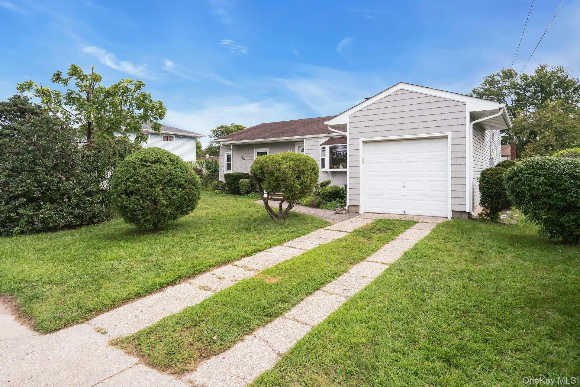 206 Alkier Street, Islip, NY, 3 Bedrooms Bedrooms, 7 Rooms Rooms,1 BathroomBathrooms,Residential,For Rent,Alkier,0,1050033 206 Alkier Street, Islip, NY, 3 Bedrooms Bedrooms, 7 Rooms Rooms,1 BathroomBathrooms,Residential,For Rent,Alkier,0,1050033