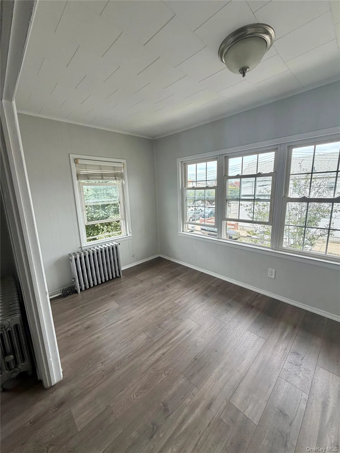 95-04 108th Avenue, New York, NY, 2 Bedrooms Bedrooms, 5 Rooms Rooms,1 BathroomBathrooms,Residential Lease,For Rent,108th,0,1050035 95-04 108th Avenue, New York, NY, 2 Bedrooms Bedrooms, 5 Rooms Rooms,1 BathroomBathrooms,Residential Lease,For Rent,108th,0,1050035