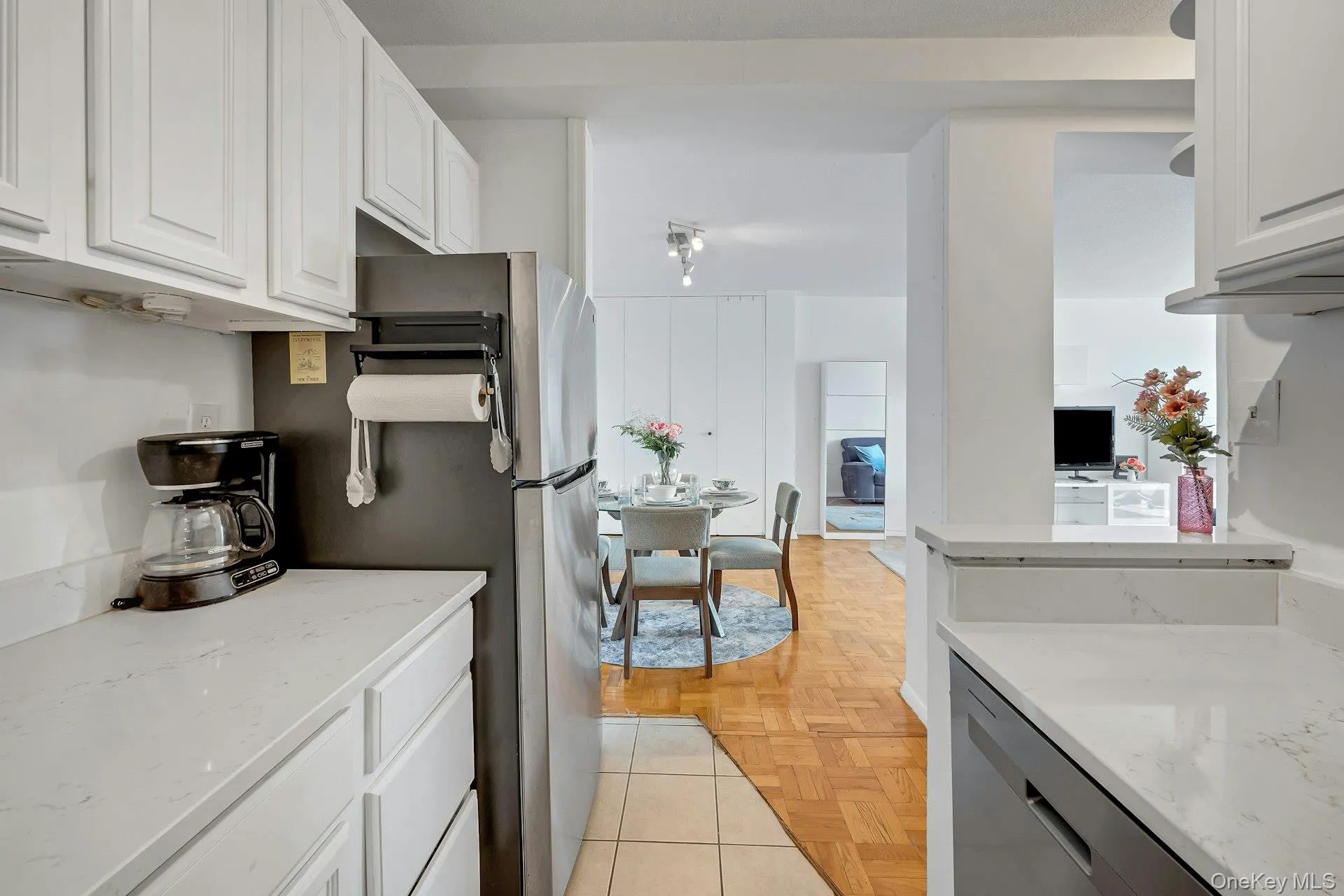 2400 Johnson Avenue, New York, NY, 1 Bedroom Bedrooms, 3 Rooms Rooms,1 BathroomBathrooms,Residential,For Rent,Johnson,0,1050038 2400 Johnson Avenue, New York, NY, 1 Bedroom Bedrooms, 3 Rooms Rooms,1 BathroomBathrooms,Residential,For Rent,Johnson,0,1050038
