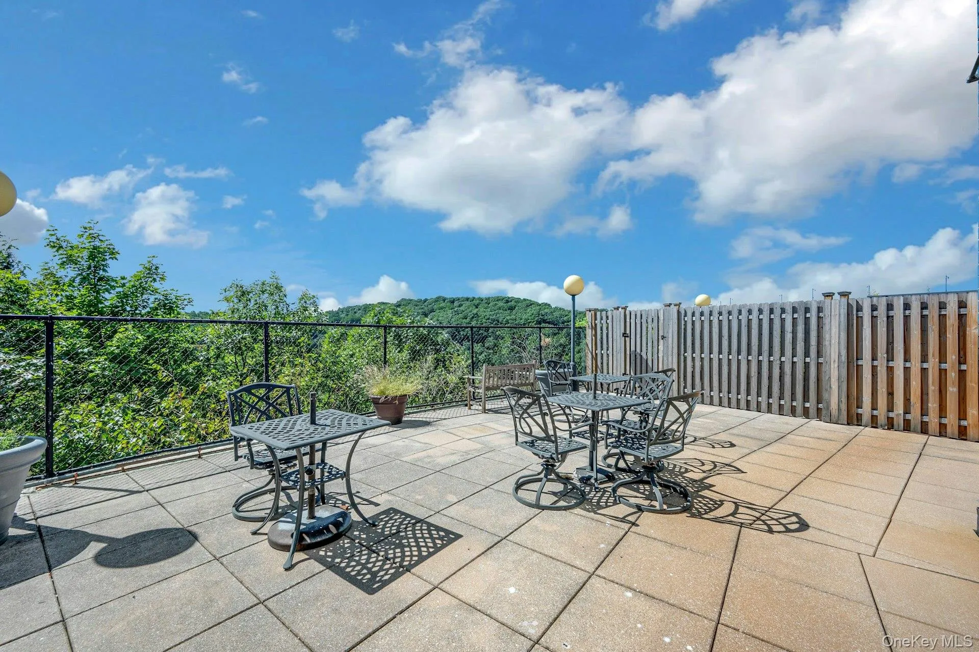 2400 Johnson Avenue, New York, NY, 1 Bedroom Bedrooms, 3 Rooms Rooms,1 BathroomBathrooms,Residential,For Rent,Johnson,0,1050038 2400 Johnson Avenue, New York, NY, 1 Bedroom Bedrooms, 3 Rooms Rooms,1 BathroomBathrooms,Residential,For Rent,Johnson,0,1050038