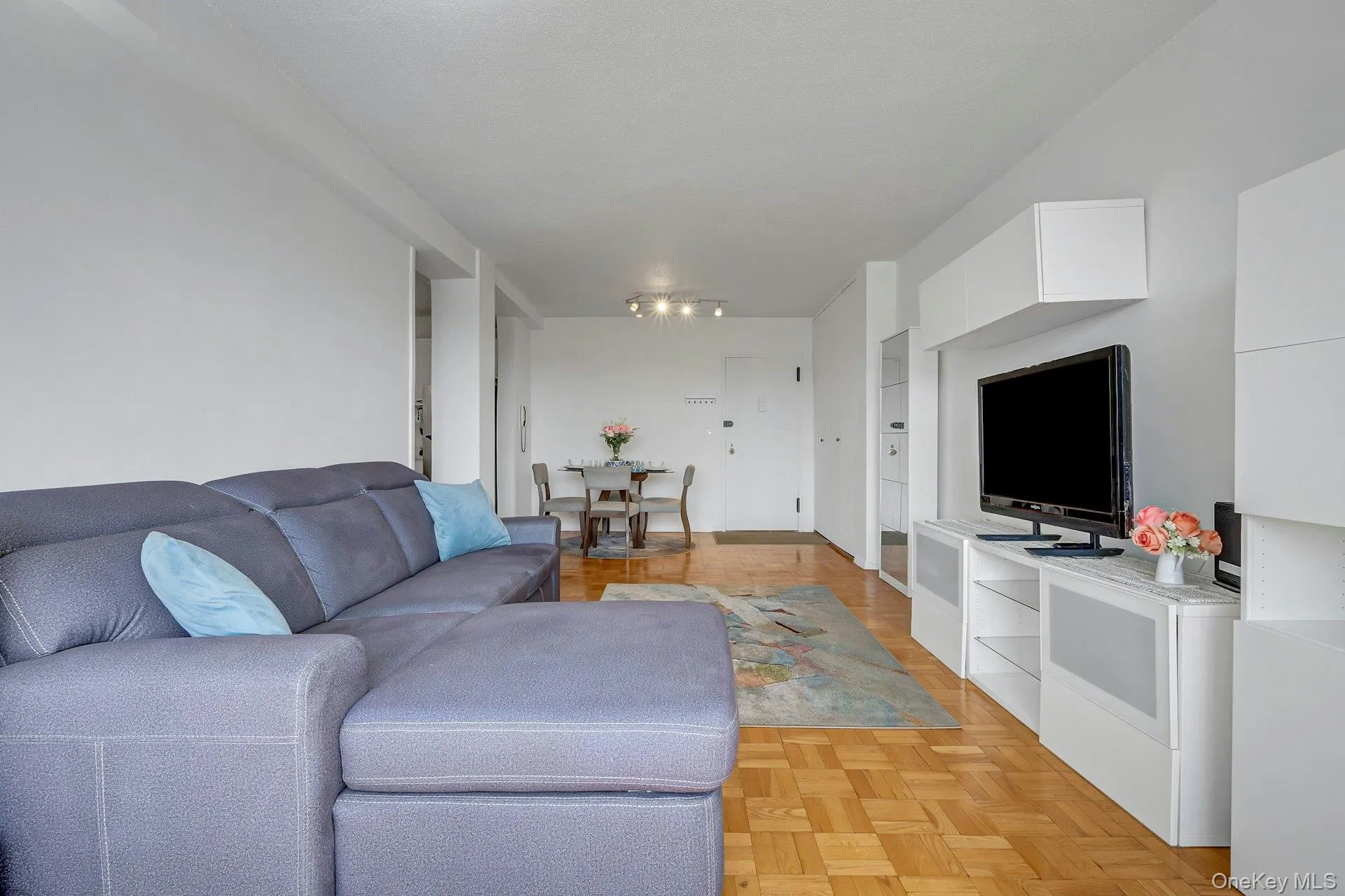 2400 Johnson Avenue, New York, NY, 1 Bedroom Bedrooms, 3 Rooms Rooms,1 BathroomBathrooms,Residential,For Rent,Johnson,0,1050038 2400 Johnson Avenue, New York, NY, 1 Bedroom Bedrooms, 3 Rooms Rooms,1 BathroomBathrooms,Residential,For Rent,Johnson,0,1050038