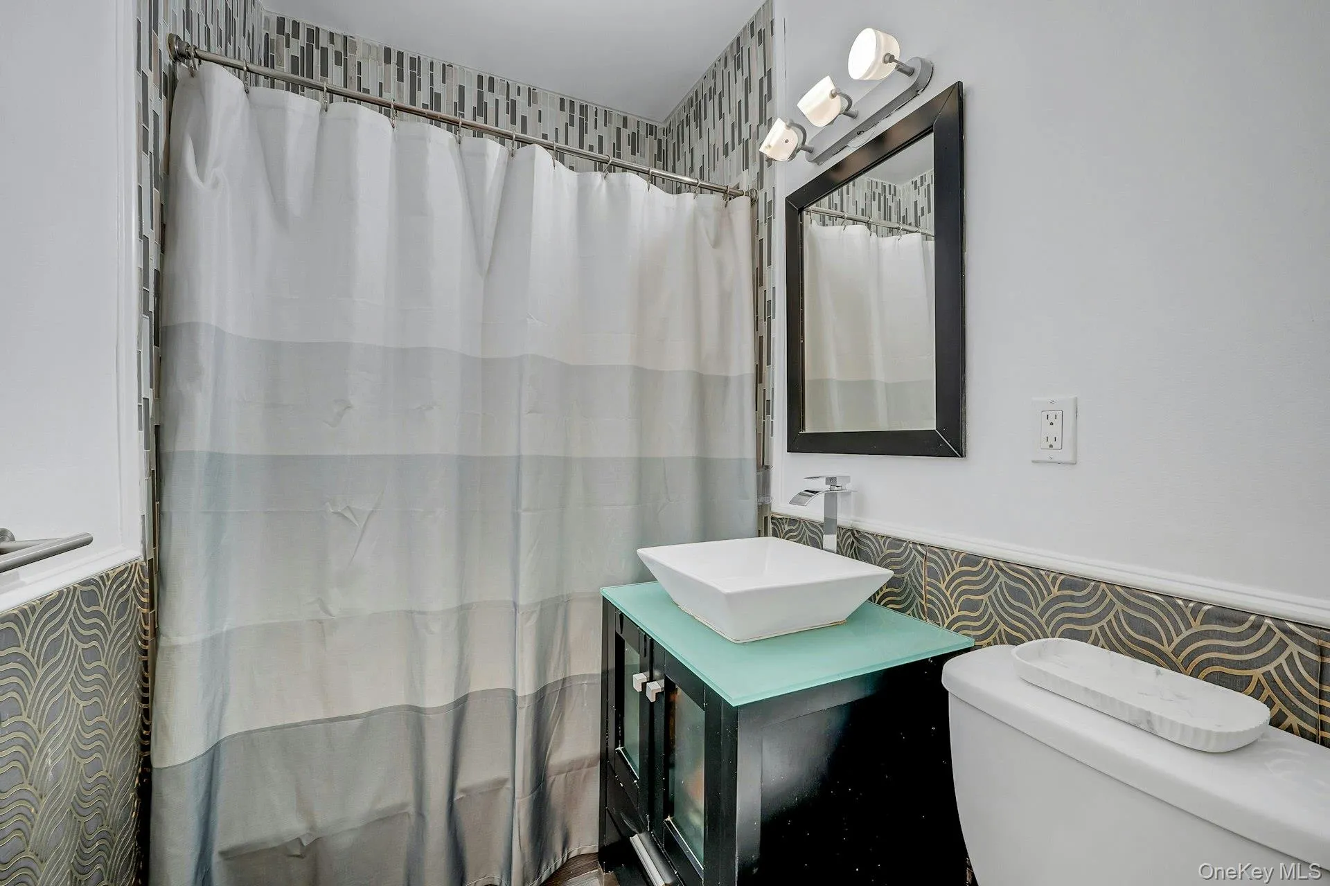 2400 Johnson Avenue, New York, NY, 1 Bedroom Bedrooms, 3 Rooms Rooms,1 BathroomBathrooms,Residential,For Rent,Johnson,0,1050038 2400 Johnson Avenue, New York, NY, 1 Bedroom Bedrooms, 3 Rooms Rooms,1 BathroomBathrooms,Residential,For Rent,Johnson,0,1050038