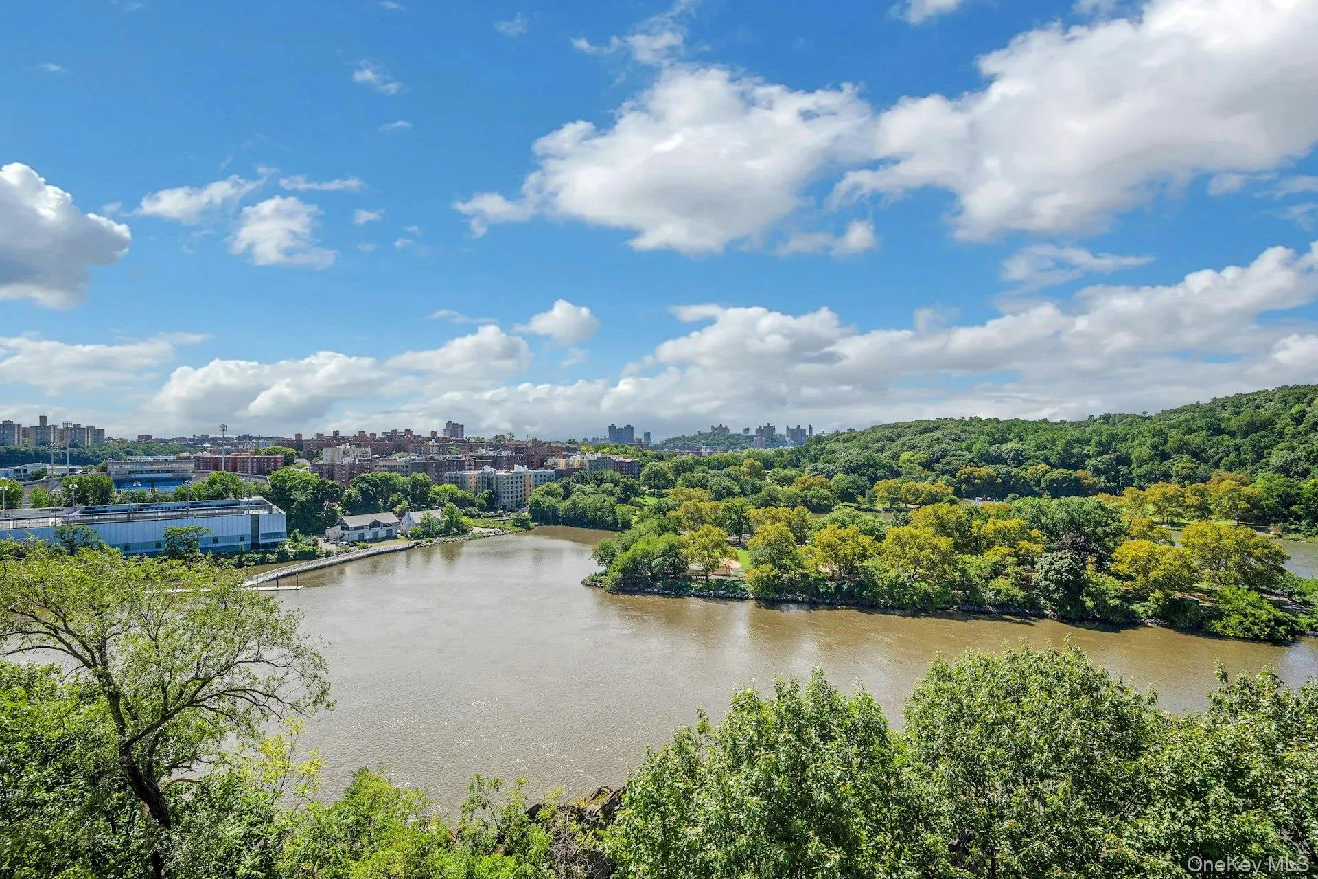 2400 Johnson Avenue, New York, NY, 1 Bedroom Bedrooms, 3 Rooms Rooms,1 BathroomBathrooms,Residential,For Rent,Johnson,0,1050038 2400 Johnson Avenue, New York, NY, 1 Bedroom Bedrooms, 3 Rooms Rooms,1 BathroomBathrooms,Residential,For Rent,Johnson,0,1050038