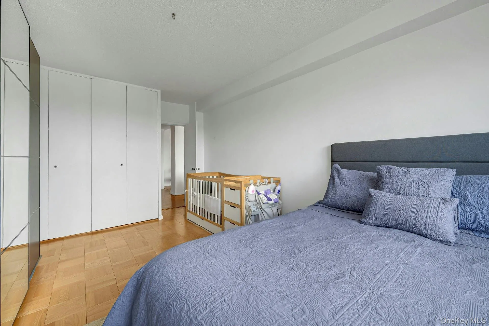 2400 Johnson Avenue, New York, NY, 1 Bedroom Bedrooms, 3 Rooms Rooms,1 BathroomBathrooms,Residential,For Rent,Johnson,0,1050038 2400 Johnson Avenue, New York, NY, 1 Bedroom Bedrooms, 3 Rooms Rooms,1 BathroomBathrooms,Residential,For Rent,Johnson,0,1050038