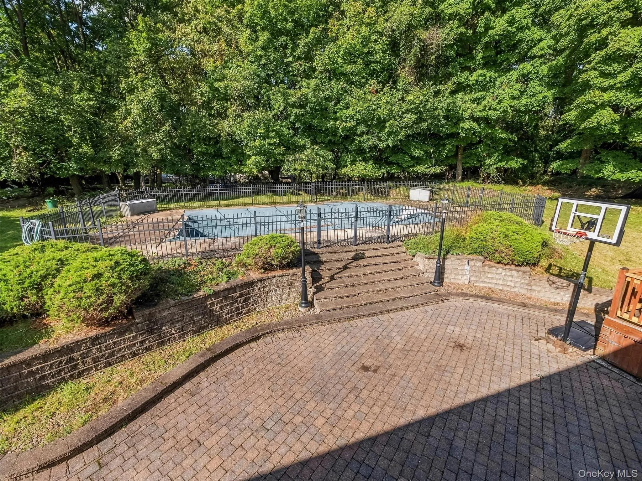 58 Regina Road, Ramapo, NY, 3 Bedrooms Bedrooms, 9 Rooms Rooms,1 BathroomBathrooms,Residential,For Rent,Regina,0,1050049 58 Regina Road, Ramapo, NY, 3 Bedrooms Bedrooms, 9 Rooms Rooms,1 BathroomBathrooms,Residential,For Rent,Regina,0,1050049