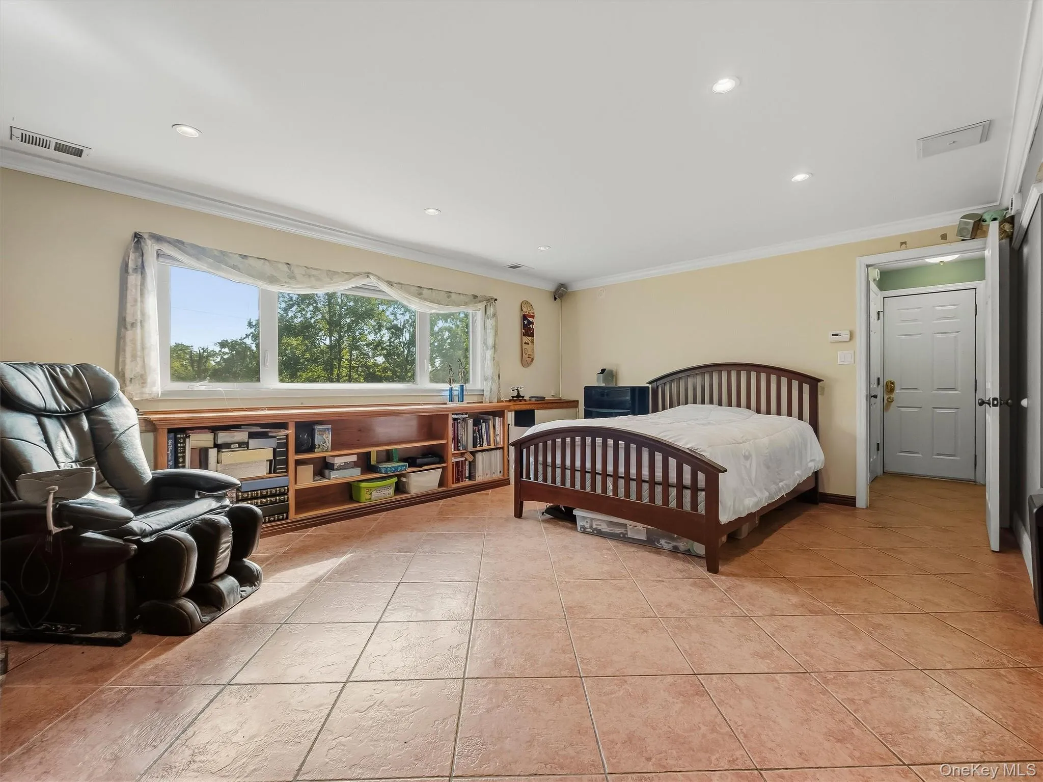 58 Regina Road, Ramapo, NY, 3 Bedrooms Bedrooms, 9 Rooms Rooms,1 BathroomBathrooms,Residential,For Rent,Regina,0,1050049 58 Regina Road, Ramapo, NY, 3 Bedrooms Bedrooms, 9 Rooms Rooms,1 BathroomBathrooms,Residential,For Rent,Regina,0,1050049