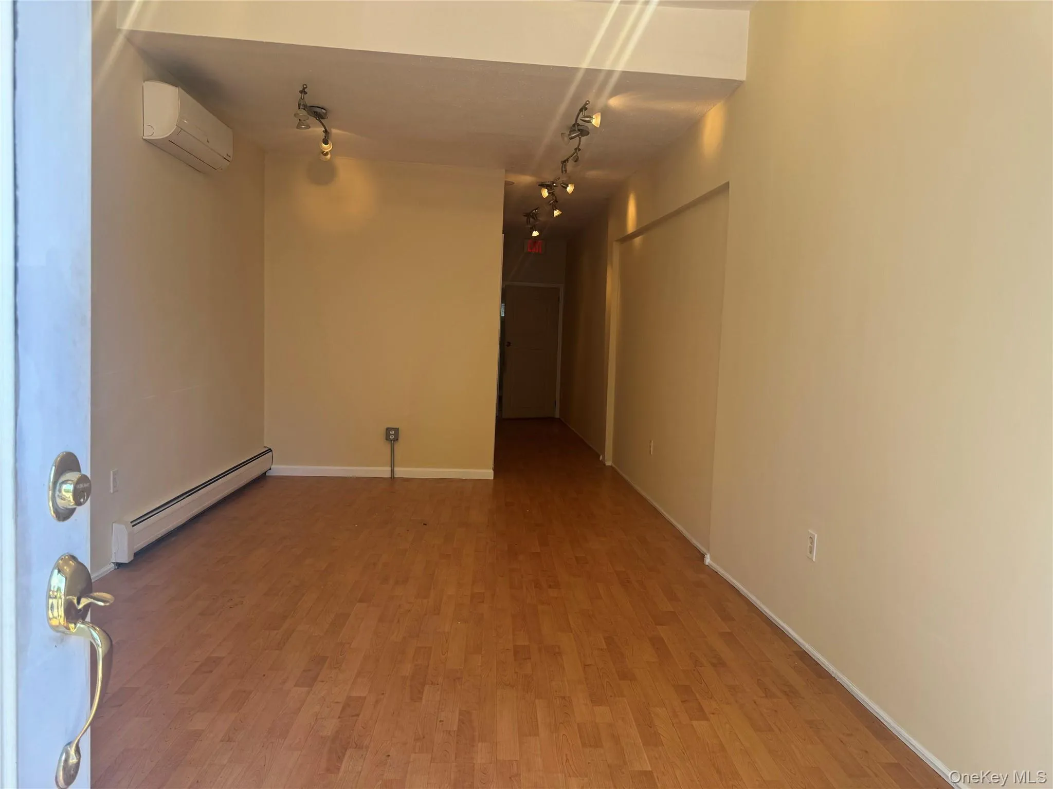 210 Main Street, Clarkstown, NY, ,Commercial Lease,For Rent,Main,0,1050051 210 Main Street, Clarkstown, NY, ,Commercial Lease,For Rent,Main,0,1050051