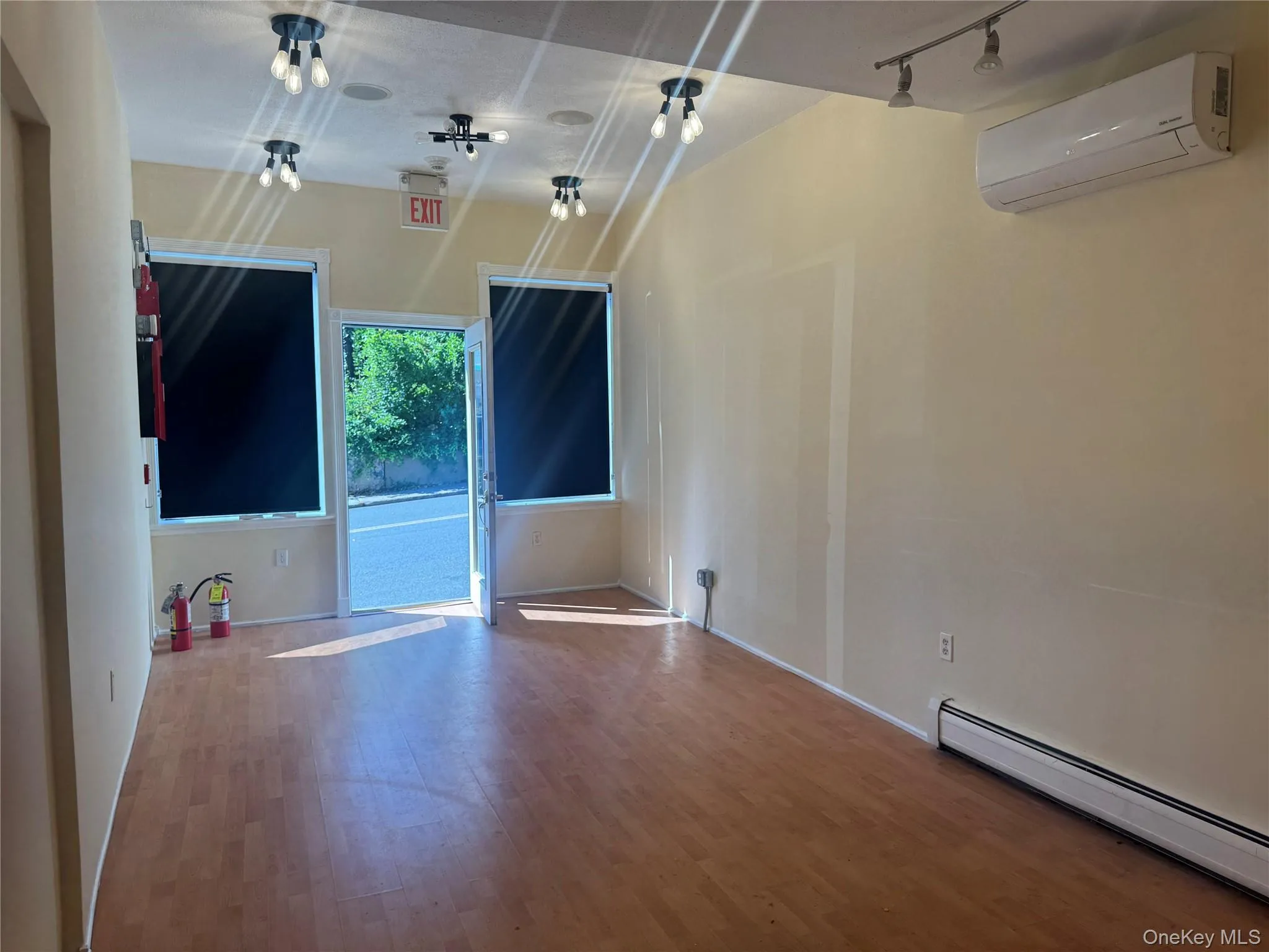 210 Main Street, Clarkstown, NY, ,Commercial Lease,For Rent,Main,0,1050051 210 Main Street, Clarkstown, NY, ,Commercial Lease,For Rent,Main,0,1050051
