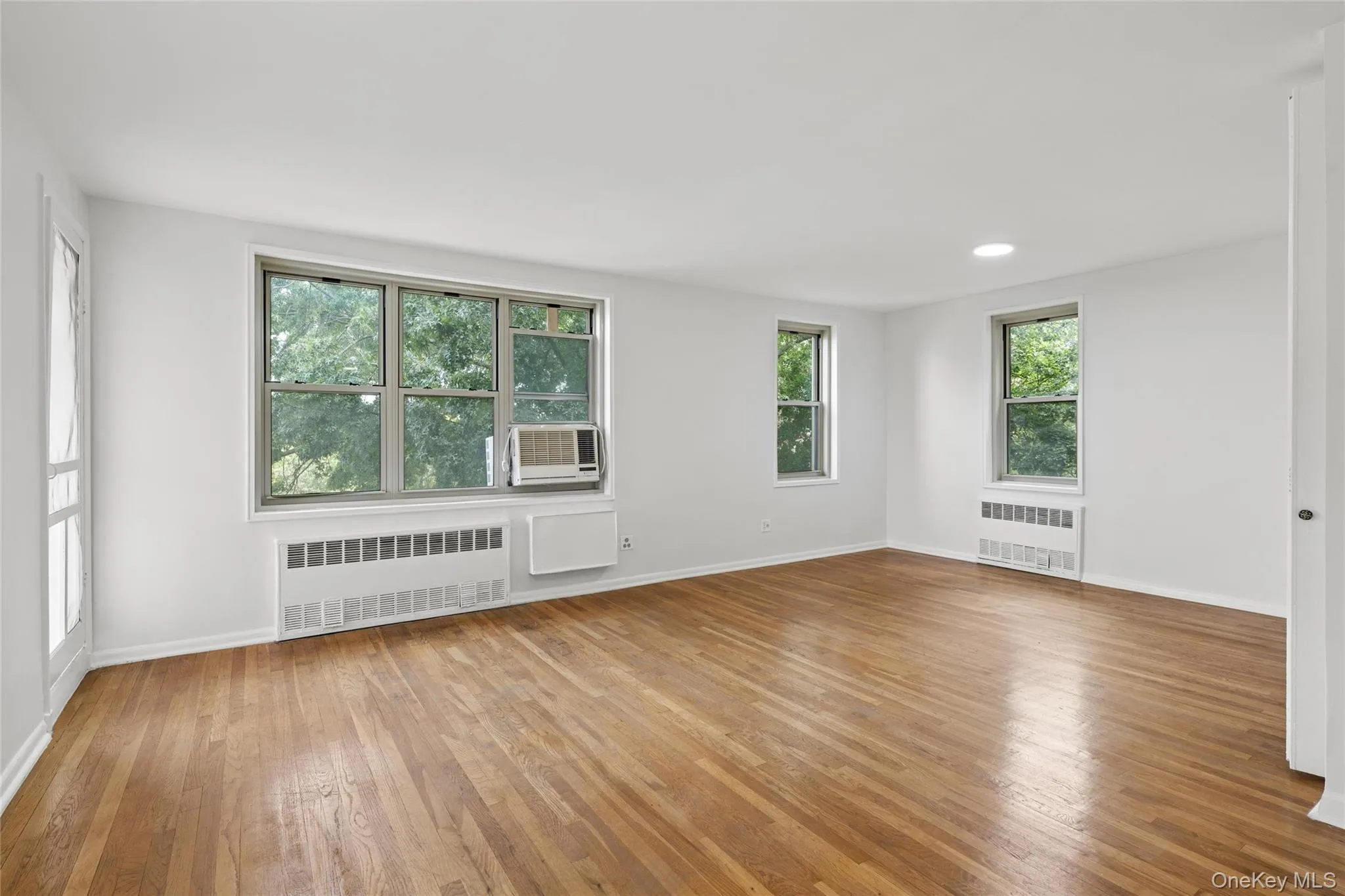 23-35 Bell Blvd., New York, NY, 2 Bedrooms Bedrooms, 6 Rooms Rooms,2 BathroomsBathrooms,Residential,For Rent,Bell Blvd.,0,1050057 23-35 Bell Blvd., New York, NY, 2 Bedrooms Bedrooms, 6 Rooms Rooms,2 BathroomsBathrooms,Residential,For Rent,Bell Blvd.,0,1050057