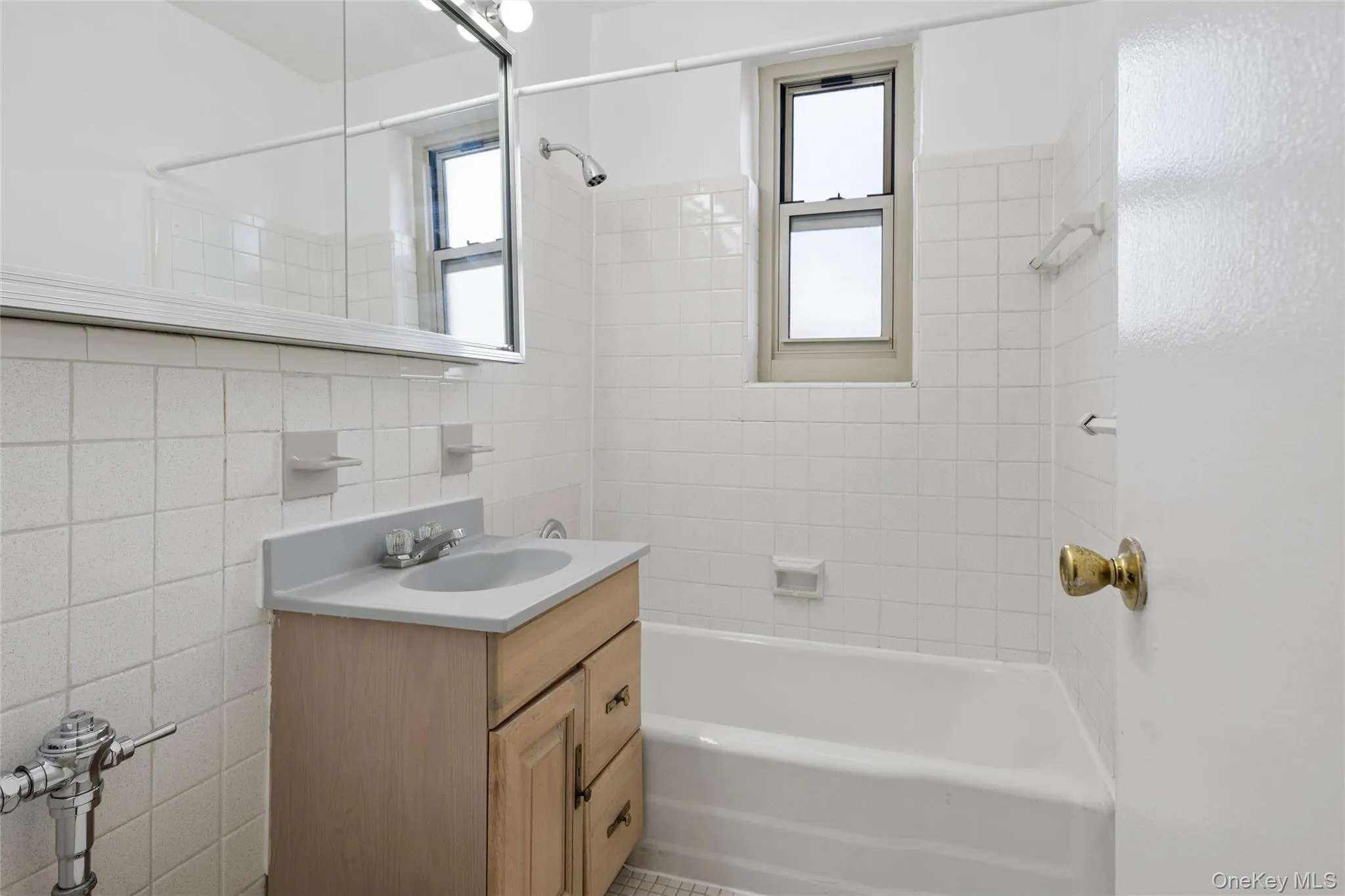 23-35 Bell Blvd., New York, NY, 2 Bedrooms Bedrooms, 6 Rooms Rooms,2 BathroomsBathrooms,Residential,For Rent,Bell Blvd.,0,1050057 23-35 Bell Blvd., New York, NY, 2 Bedrooms Bedrooms, 6 Rooms Rooms,2 BathroomsBathrooms,Residential,For Rent,Bell Blvd.,0,1050057