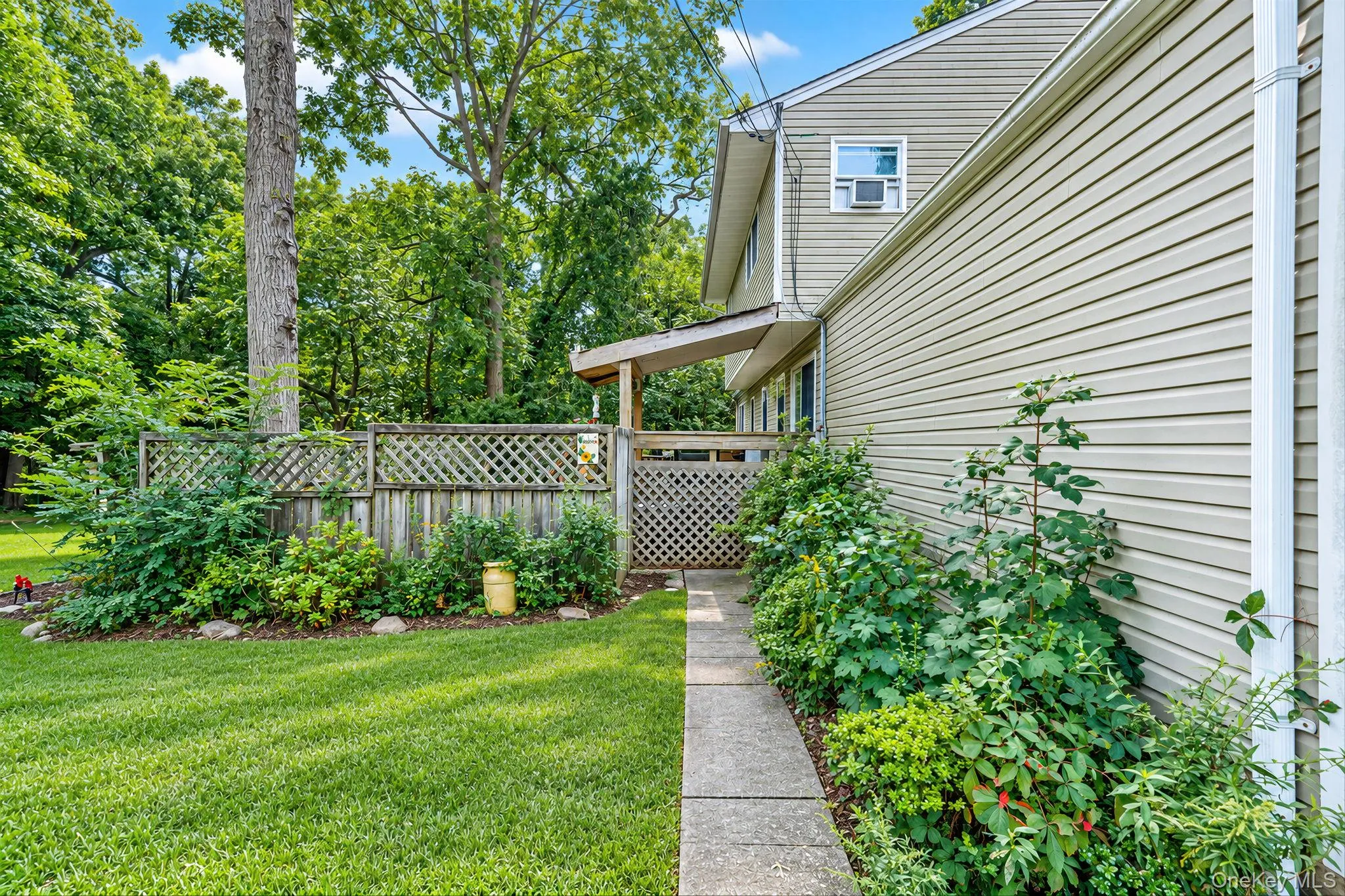 1195 Stony Brook Road, Brookhaven, NY, 3 Bedrooms Bedrooms, 7 Rooms Rooms,2 BathroomsBathrooms,Residential,For Rent,Stony Brook,0,1050058 1195 Stony Brook Road, Brookhaven, NY, 3 Bedrooms Bedrooms, 7 Rooms Rooms,2 BathroomsBathrooms,Residential,For Rent,Stony Brook,0,1050058