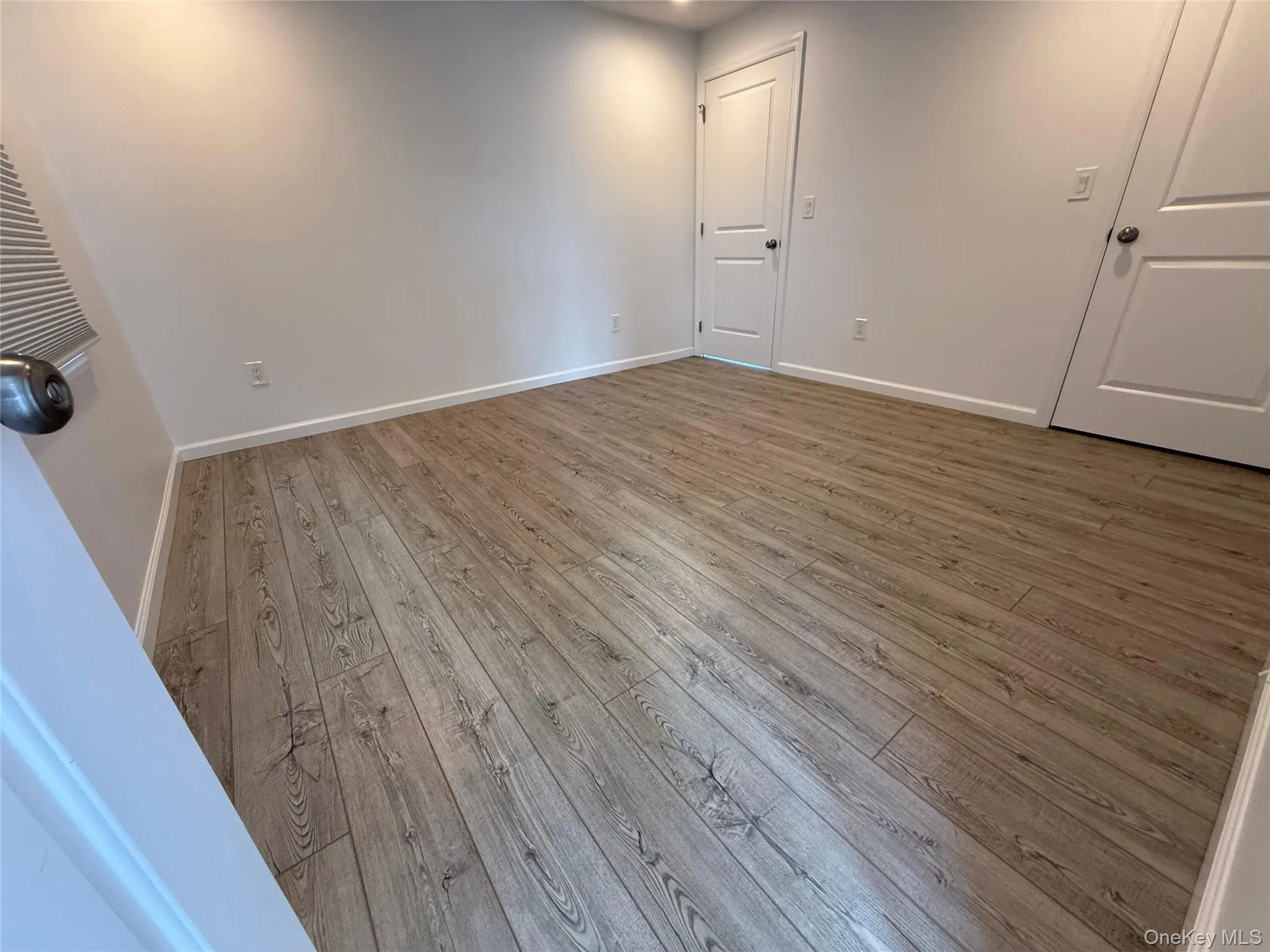 169 Shore Road, Huntington, NY, 1 Bedroom Bedrooms, 4 Rooms Rooms,1 BathroomBathrooms,Residential Lease,For Rent,Shore,0,1050066 169 Shore Road, Huntington, NY, 1 Bedroom Bedrooms, 4 Rooms Rooms,1 BathroomBathrooms,Residential Lease,For Rent,Shore,0,1050066