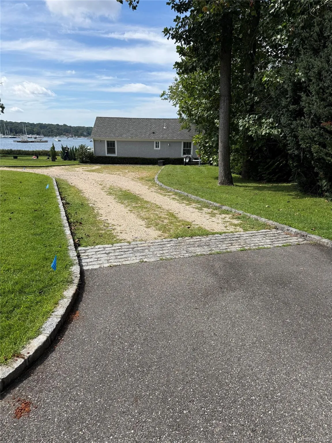 169 Shore Road, Huntington, NY, 1 Bedroom Bedrooms, 4 Rooms Rooms,1 BathroomBathrooms,Residential Lease,For Rent,Shore,0,1050066 169 Shore Road, Huntington, NY, 1 Bedroom Bedrooms, 4 Rooms Rooms,1 BathroomBathrooms,Residential Lease,For Rent,Shore,0,1050066