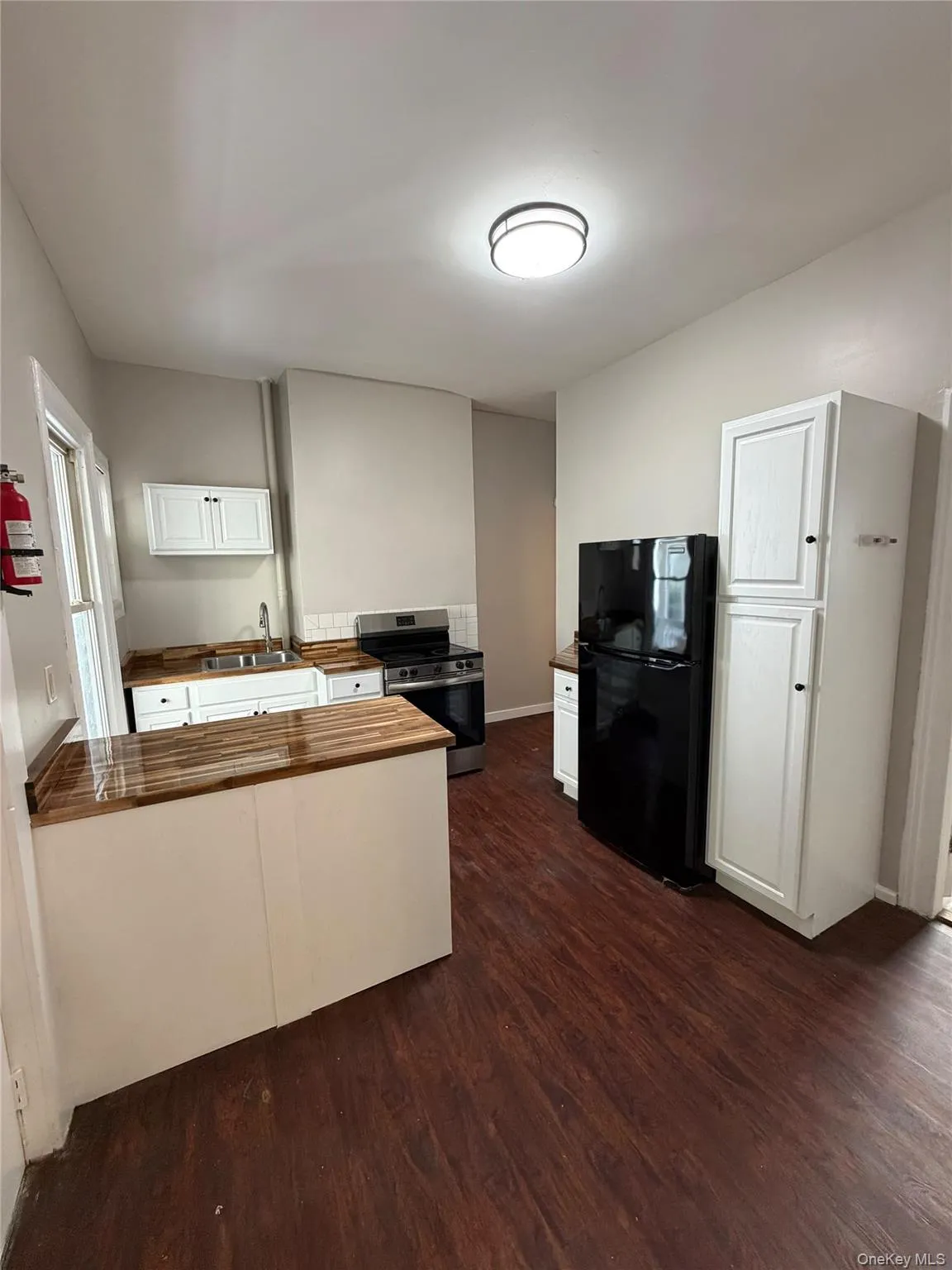94 Garden Street, Poughkeepsie, NY, 3 Bedrooms Bedrooms, 6 Rooms Rooms,1 BathroomBathrooms,Residential Lease,For Rent,Garden,0,1050068 94 Garden Street, Poughkeepsie, NY, 3 Bedrooms Bedrooms, 6 Rooms Rooms,1 BathroomBathrooms,Residential Lease,For Rent,Garden,0,1050068