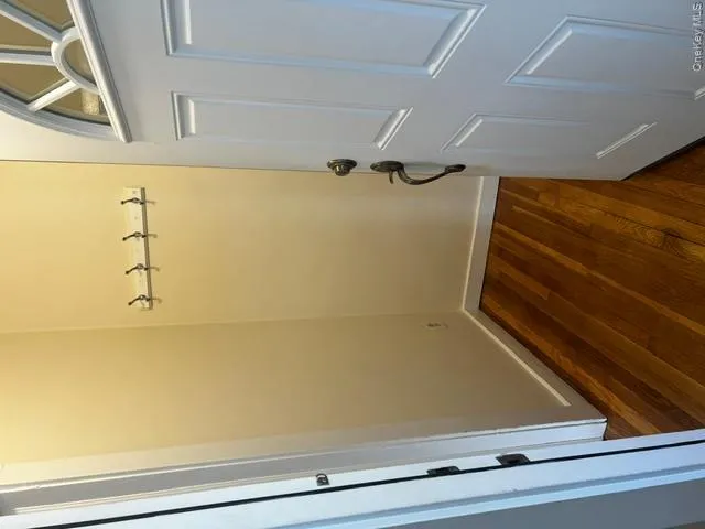 30 Smith Street, Glen Cove, NY, 2 Bedrooms Bedrooms, 5 Rooms Rooms,1 BathroomBathrooms,Residential Lease,For Rent,Smith,0,1050069 30 Smith Street, Glen Cove, NY, 2 Bedrooms Bedrooms, 5 Rooms Rooms,1 BathroomBathrooms,Residential Lease,For Rent,Smith,0,1050069