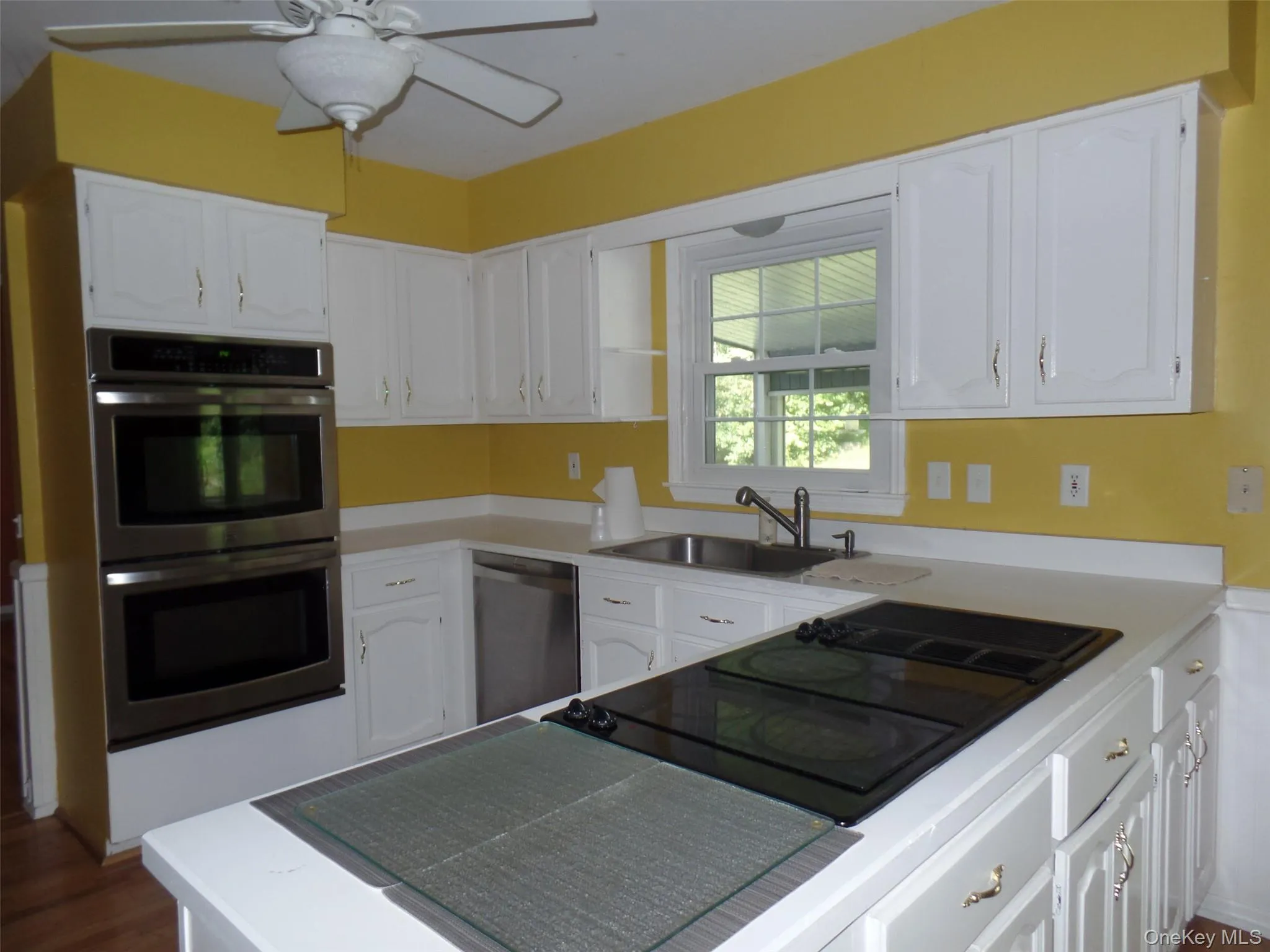 41 Christine Court, East Fishkill, NY, 4 Bedrooms Bedrooms, 8 Rooms Rooms,2 BathroomsBathrooms,Residential,For Rent,Christine,0,1050074 41 Christine Court, East Fishkill, NY, 4 Bedrooms Bedrooms, 8 Rooms Rooms,2 BathroomsBathrooms,Residential,For Rent,Christine,0,1050074