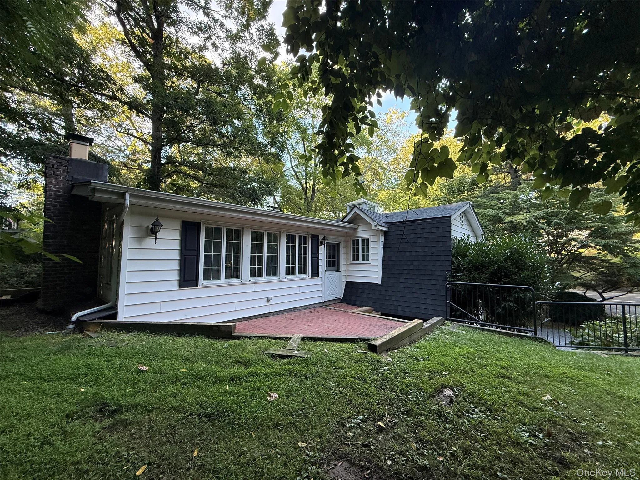 70 Rinaldo Road, Huntington, NY, 3 Bedrooms Bedrooms, 6 Rooms Rooms,2 BathroomsBathrooms,Residential Lease,For Rent,Rinaldo,0,1050076 70 Rinaldo Road, Huntington, NY, 3 Bedrooms Bedrooms, 6 Rooms Rooms,2 BathroomsBathrooms,Residential Lease,For Rent,Rinaldo,0,1050076