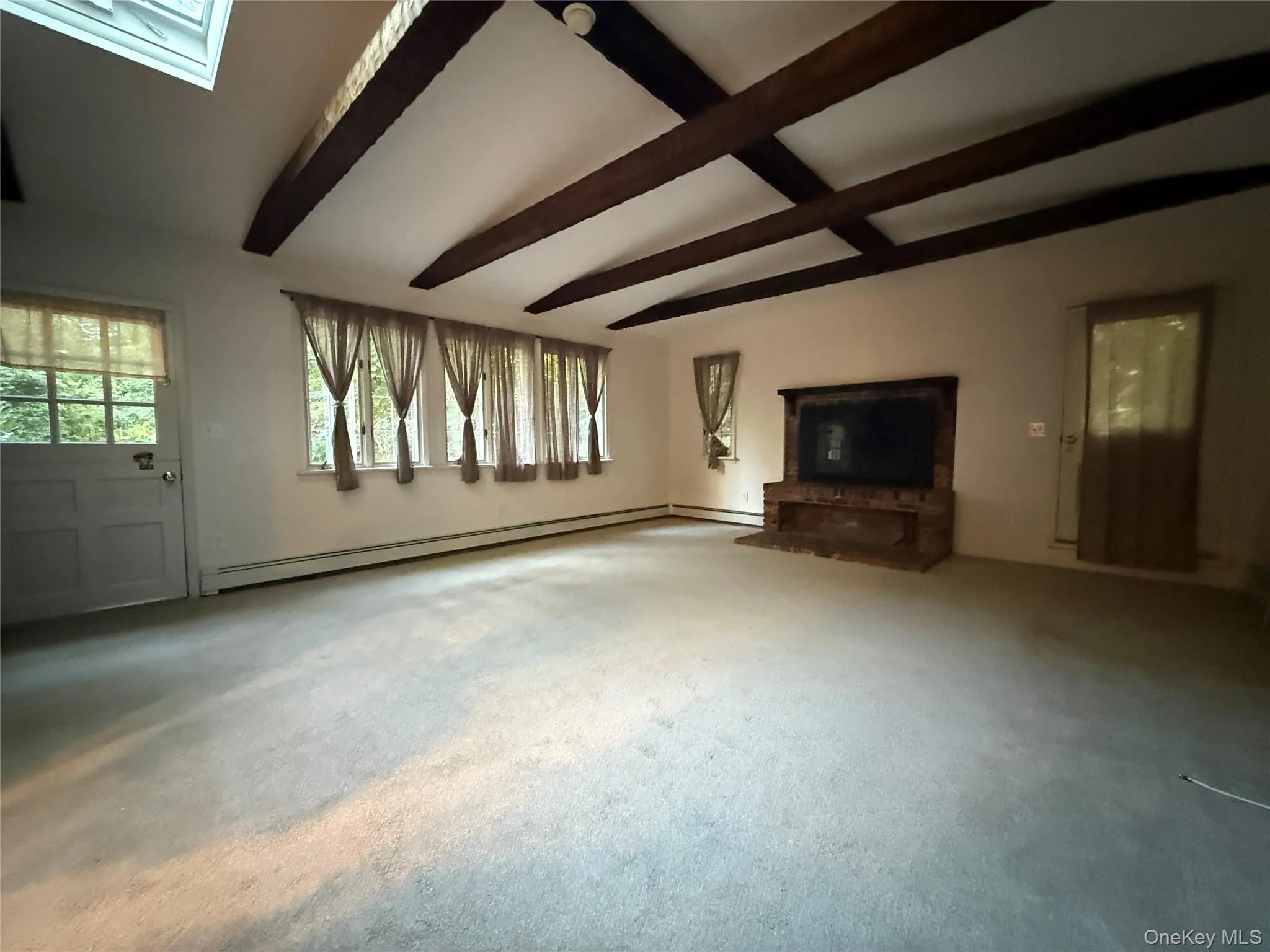 Oversized Living Room. A Great Place To Relax Or Entertain. (Fireplace Is Inoperable) Oversized Living Room. A Great Place To Relax Or Entertain. (Fireplace Is Inoperable)