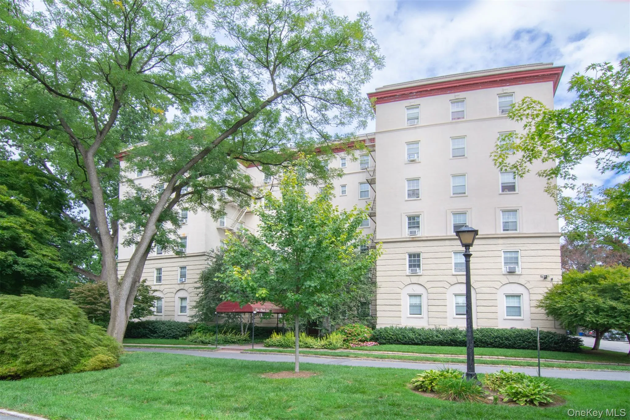 1 Park Lane, Mount Vernon, NY, 3 Bedrooms Bedrooms, 7 Rooms Rooms,3 BathroomsBathrooms,Residential,For Rent,Park,0,1050079 1 Park Lane, Mount Vernon, NY, 3 Bedrooms Bedrooms, 7 Rooms Rooms,3 BathroomsBathrooms,Residential,For Rent,Park,0,1050079