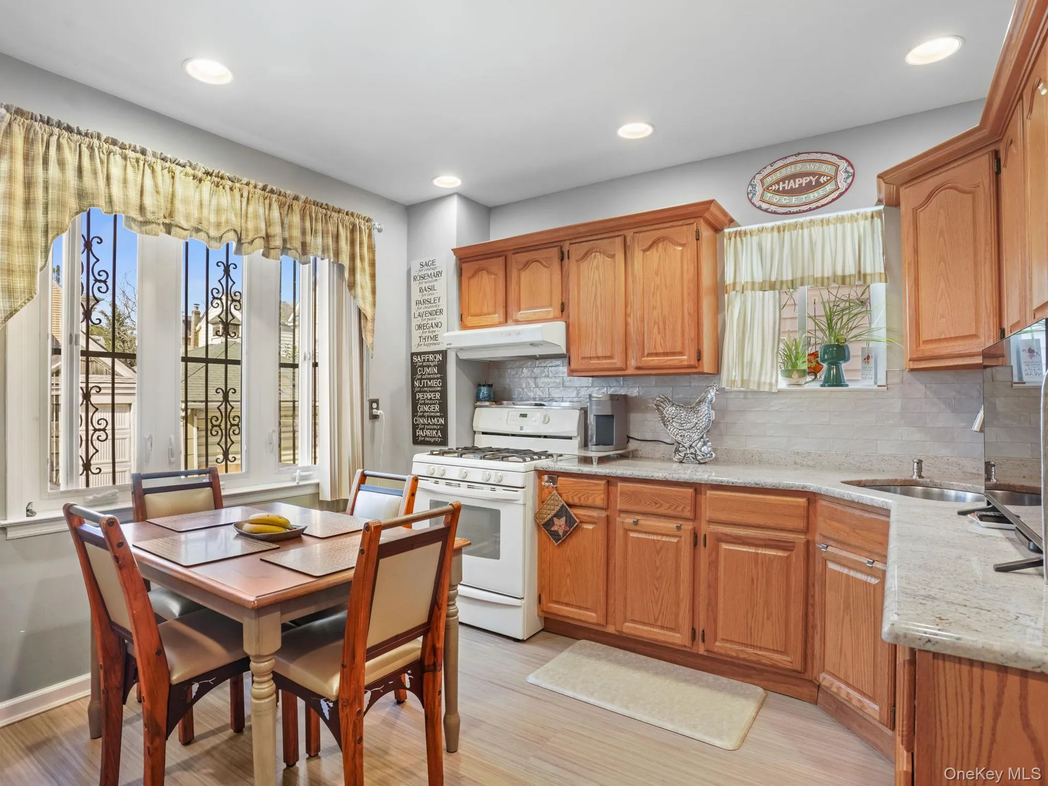 84-17 107th Avenue, New York, NY, 3 Bedrooms Bedrooms, 6 Rooms Rooms,1 BathroomBathrooms,Residential,For Rent,107th,0,1050083 84-17 107th Avenue, New York, NY, 3 Bedrooms Bedrooms, 6 Rooms Rooms,1 BathroomBathrooms,Residential,For Rent,107th,0,1050083