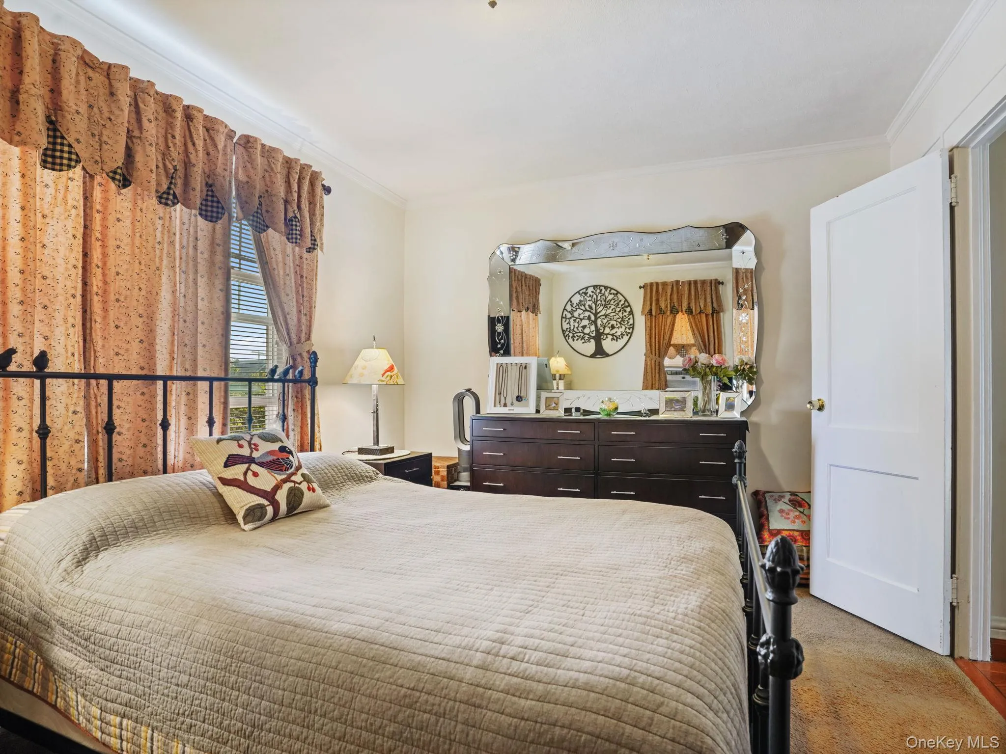 84-17 107th Avenue, New York, NY, 3 Bedrooms Bedrooms, 6 Rooms Rooms,1 BathroomBathrooms,Residential,For Rent,107th,0,1050083 84-17 107th Avenue, New York, NY, 3 Bedrooms Bedrooms, 6 Rooms Rooms,1 BathroomBathrooms,Residential,For Rent,107th,0,1050083