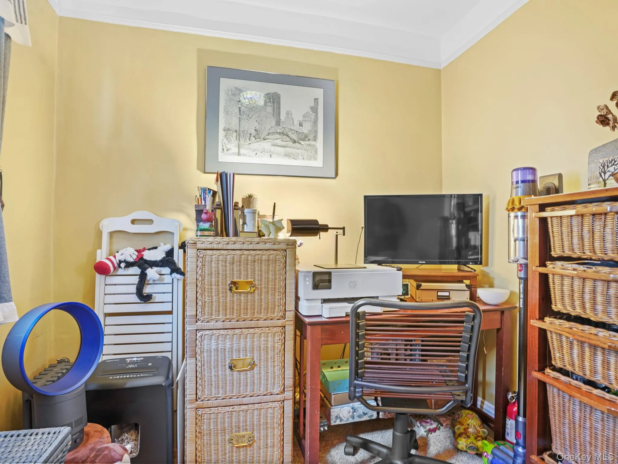 84-17 107th Avenue, New York, NY, 3 Bedrooms Bedrooms, 6 Rooms Rooms,1 BathroomBathrooms,Residential,For Rent,107th,0,1050083 84-17 107th Avenue, New York, NY, 3 Bedrooms Bedrooms, 6 Rooms Rooms,1 BathroomBathrooms,Residential,For Rent,107th,0,1050083