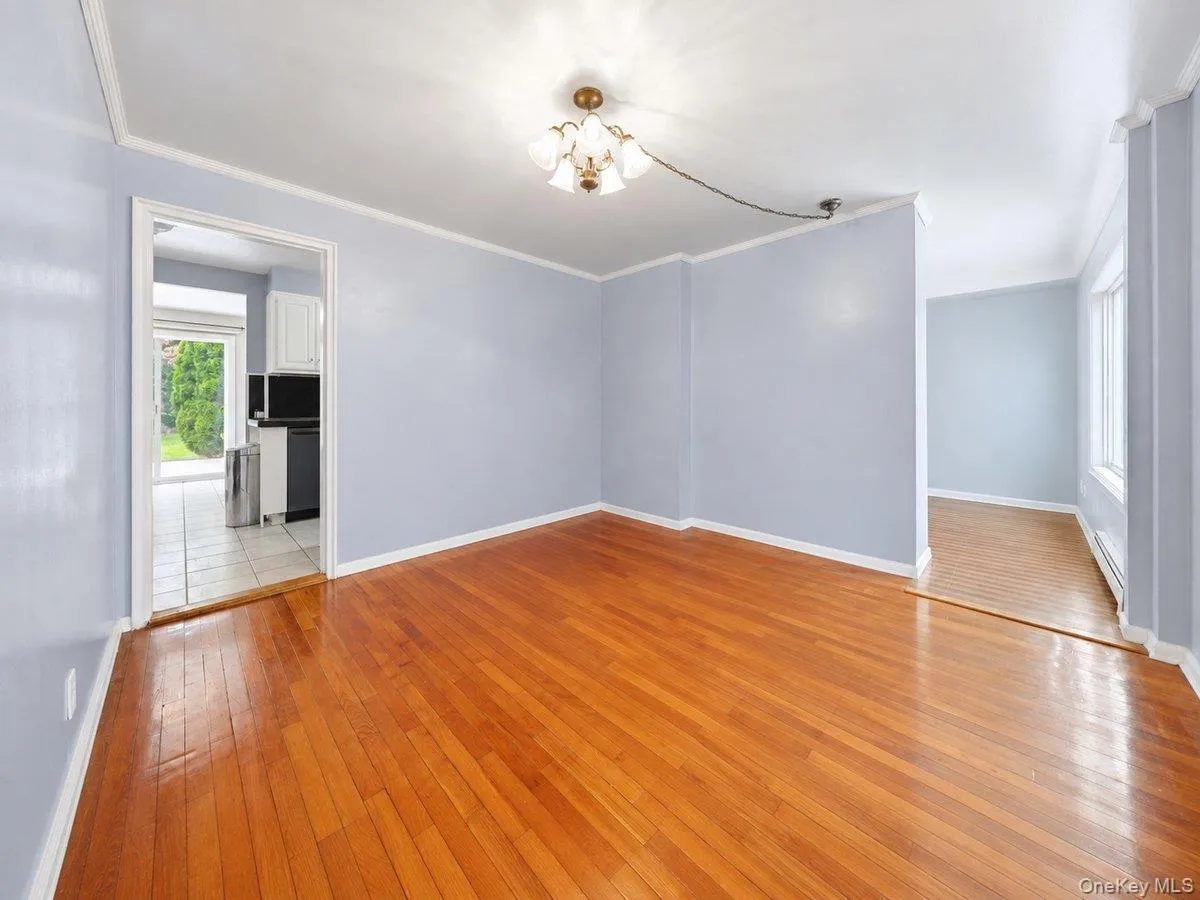 140 Whitman Road, Yonkers, NY, 4 Bedrooms Bedrooms, 12 Rooms Rooms,2 BathroomsBathrooms,Residential,For Rent,Whitman,0,1050087 140 Whitman Road, Yonkers, NY, 4 Bedrooms Bedrooms, 12 Rooms Rooms,2 BathroomsBathrooms,Residential,For Rent,Whitman,0,1050087