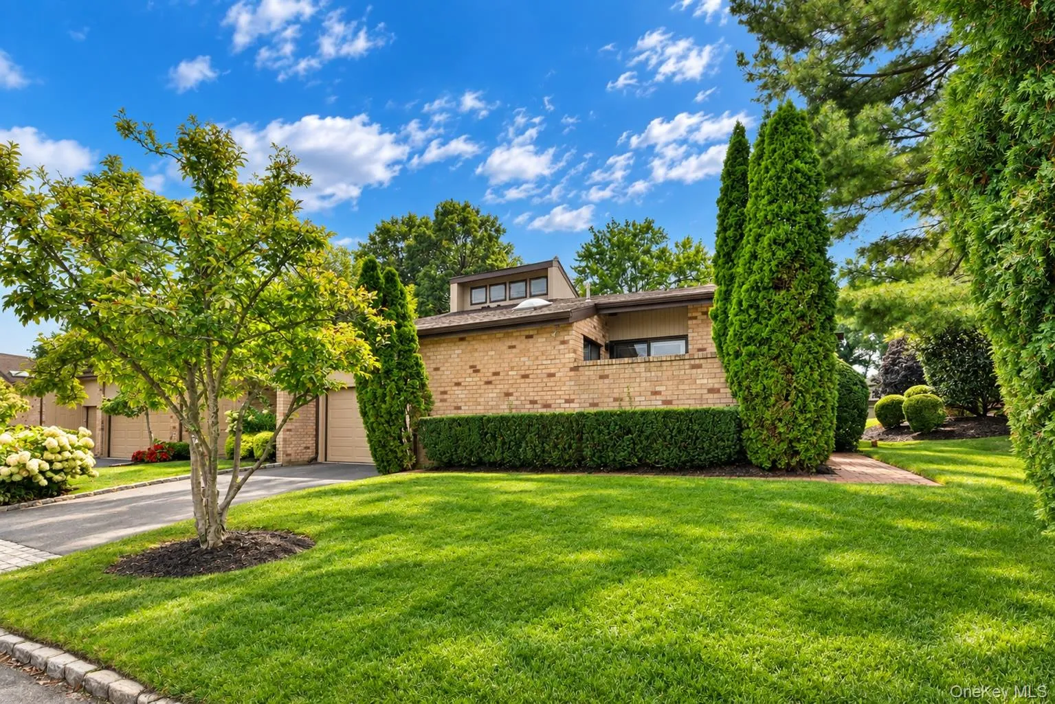 19 Woodcrest Drive, North Hempstead, NY, 2 Bedrooms Bedrooms, 6 Rooms Rooms,2 BathroomsBathrooms,Residential,For Rent,Woodcrest,0,1050088 19 Woodcrest Drive, North Hempstead, NY, 2 Bedrooms Bedrooms, 6 Rooms Rooms,2 BathroomsBathrooms,Residential,For Rent,Woodcrest,0,1050088