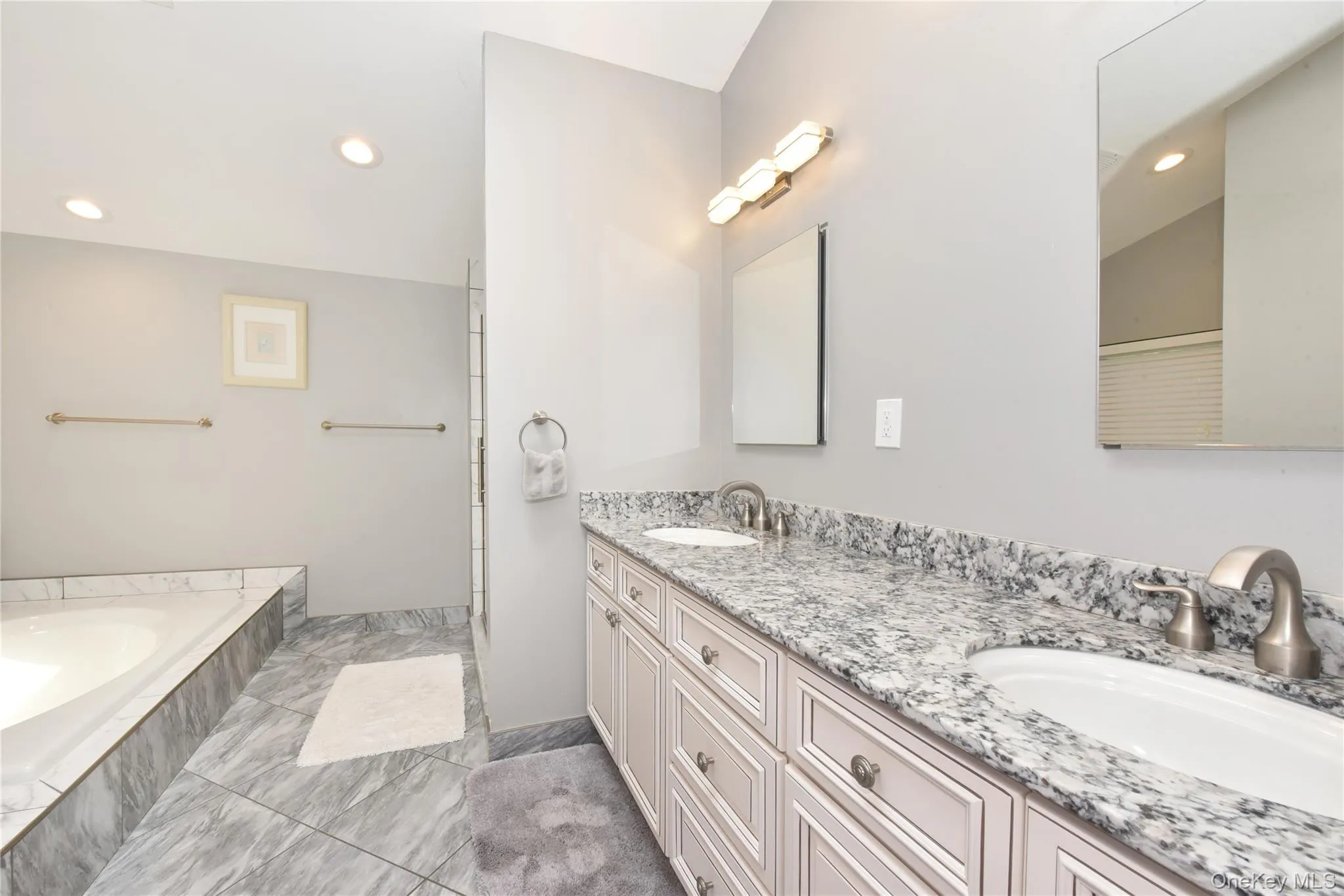 19 Woodcrest Drive, North Hempstead, NY, 2 Bedrooms Bedrooms, 6 Rooms Rooms,2 BathroomsBathrooms,Residential,For Rent,Woodcrest,0,1050088 19 Woodcrest Drive, North Hempstead, NY, 2 Bedrooms Bedrooms, 6 Rooms Rooms,2 BathroomsBathrooms,Residential,For Rent,Woodcrest,0,1050088