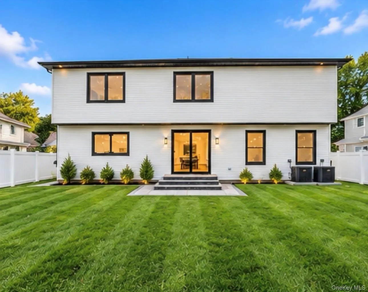 93 Stone, Hempstead, NY, 5 Bedrooms Bedrooms, 8 Rooms Rooms,4 BathroomsBathrooms,Residential,For Rent,Stone,0,1050093 93 Stone, Hempstead, NY, 5 Bedrooms Bedrooms, 8 Rooms Rooms,4 BathroomsBathrooms,Residential,For Rent,Stone,0,1050093