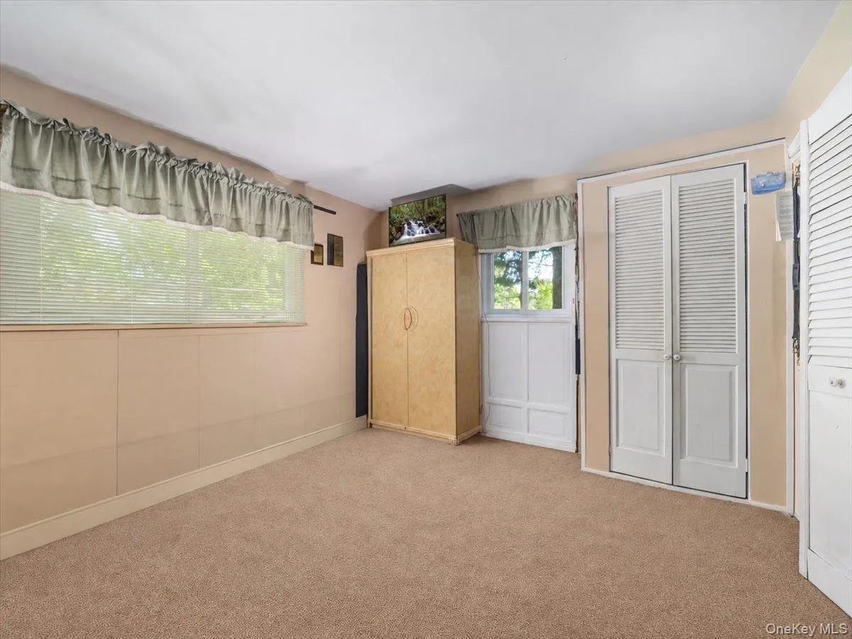 6 Byron Street, Clarkstown, NY, 3 Bedrooms Bedrooms, 5 Rooms Rooms,1 BathroomBathrooms,Residential,For Rent,Byron,0,1050094 6 Byron Street, Clarkstown, NY, 3 Bedrooms Bedrooms, 5 Rooms Rooms,1 BathroomBathrooms,Residential,For Rent,Byron,0,1050094