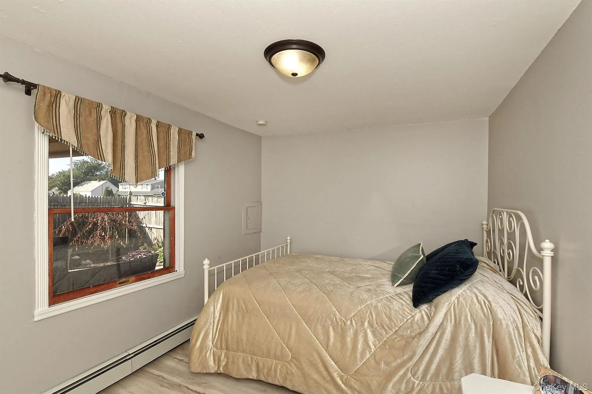 2 Cooper Lane, Hempstead, NY, 5 Bedrooms Bedrooms, 11 Rooms Rooms,2 BathroomsBathrooms,Residential,For Rent,Cooper,0,1050095 2 Cooper Lane, Hempstead, NY, 5 Bedrooms Bedrooms, 11 Rooms Rooms,2 BathroomsBathrooms,Residential,For Rent,Cooper,0,1050095