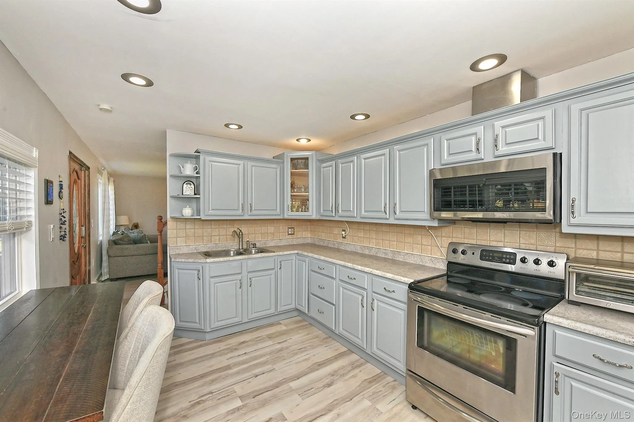 2 Cooper Lane, Hempstead, NY, 5 Bedrooms Bedrooms, 11 Rooms Rooms,2 BathroomsBathrooms,Residential,For Rent,Cooper,0,1050095 2 Cooper Lane, Hempstead, NY, 5 Bedrooms Bedrooms, 11 Rooms Rooms,2 BathroomsBathrooms,Residential,For Rent,Cooper,0,1050095