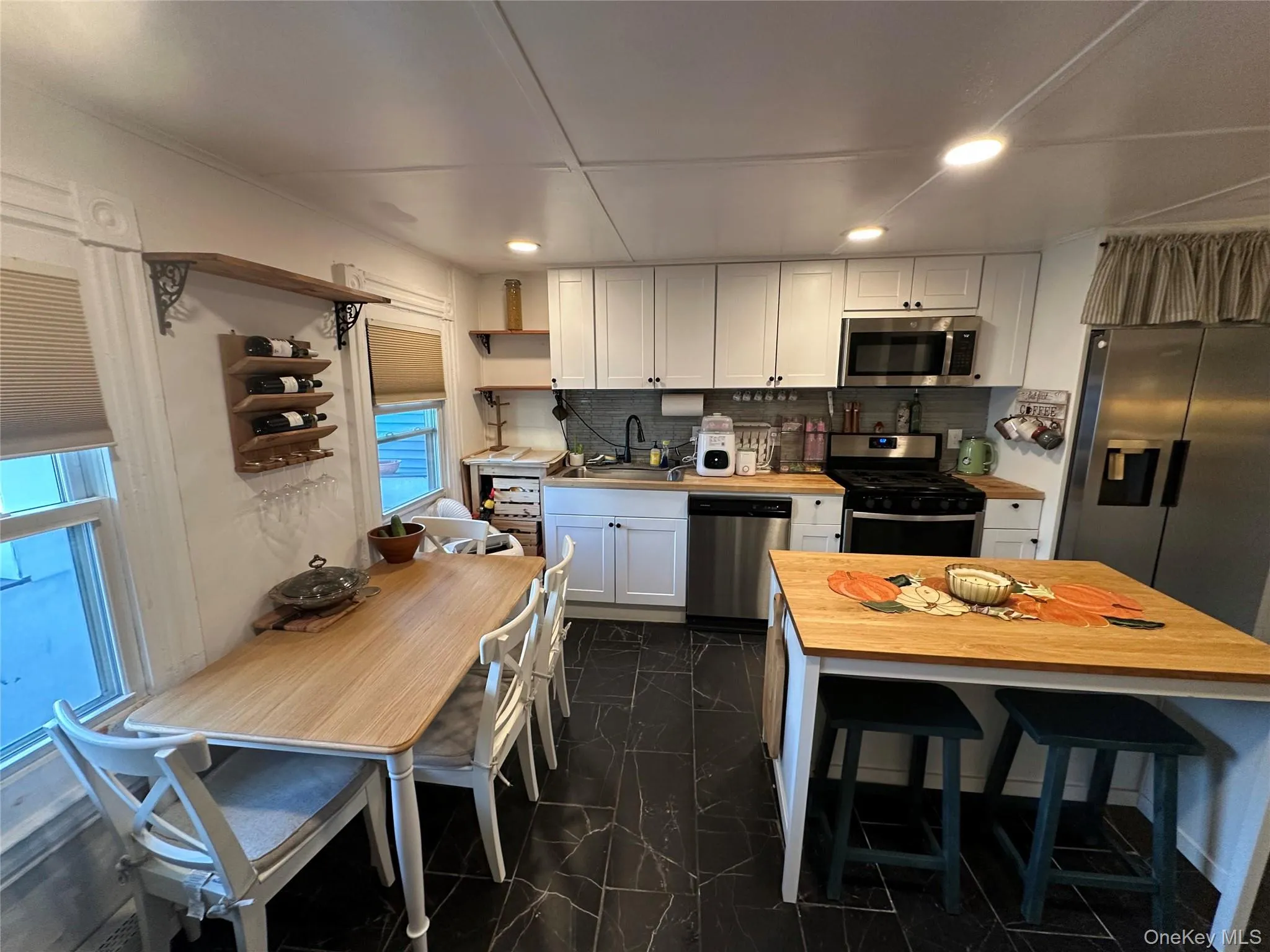 33 Catherine Street, Orangetown, NY, 3 Bedrooms Bedrooms, 7 Rooms Rooms,1 BathroomBathrooms,Residential,For Rent,Catherine,0,1050101 33 Catherine Street, Orangetown, NY, 3 Bedrooms Bedrooms, 7 Rooms Rooms,1 BathroomBathrooms,Residential,For Rent,Catherine,0,1050101