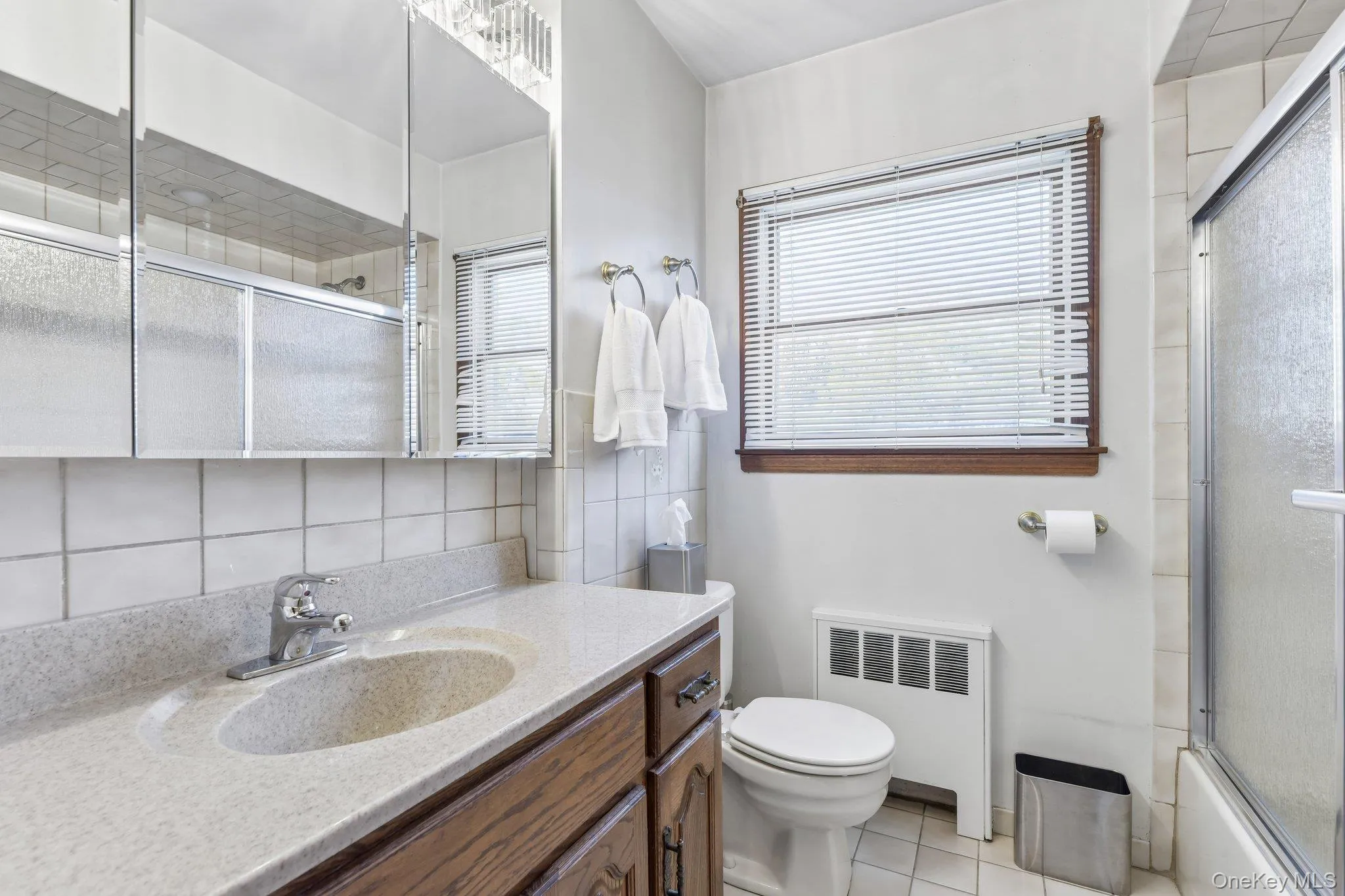 3994 Daleview Avenue, Hempstead, NY, 3 Bedrooms Bedrooms, 11 Rooms Rooms,2 BathroomsBathrooms,Residential,For Rent,Daleview,0,1050102 3994 Daleview Avenue, Hempstead, NY, 3 Bedrooms Bedrooms, 11 Rooms Rooms,2 BathroomsBathrooms,Residential,For Rent,Daleview,0,1050102